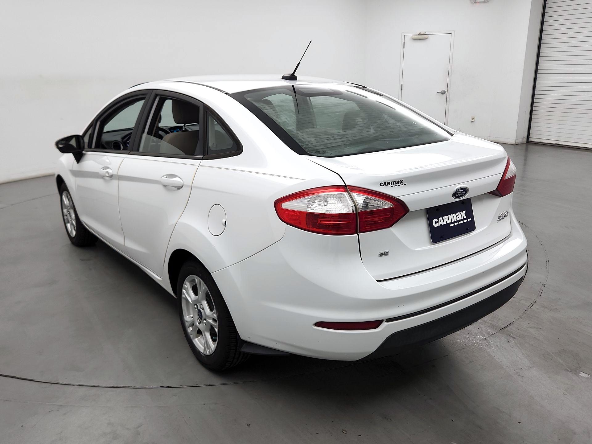 Thumbnail: 2016 Ford Fiesta - 7