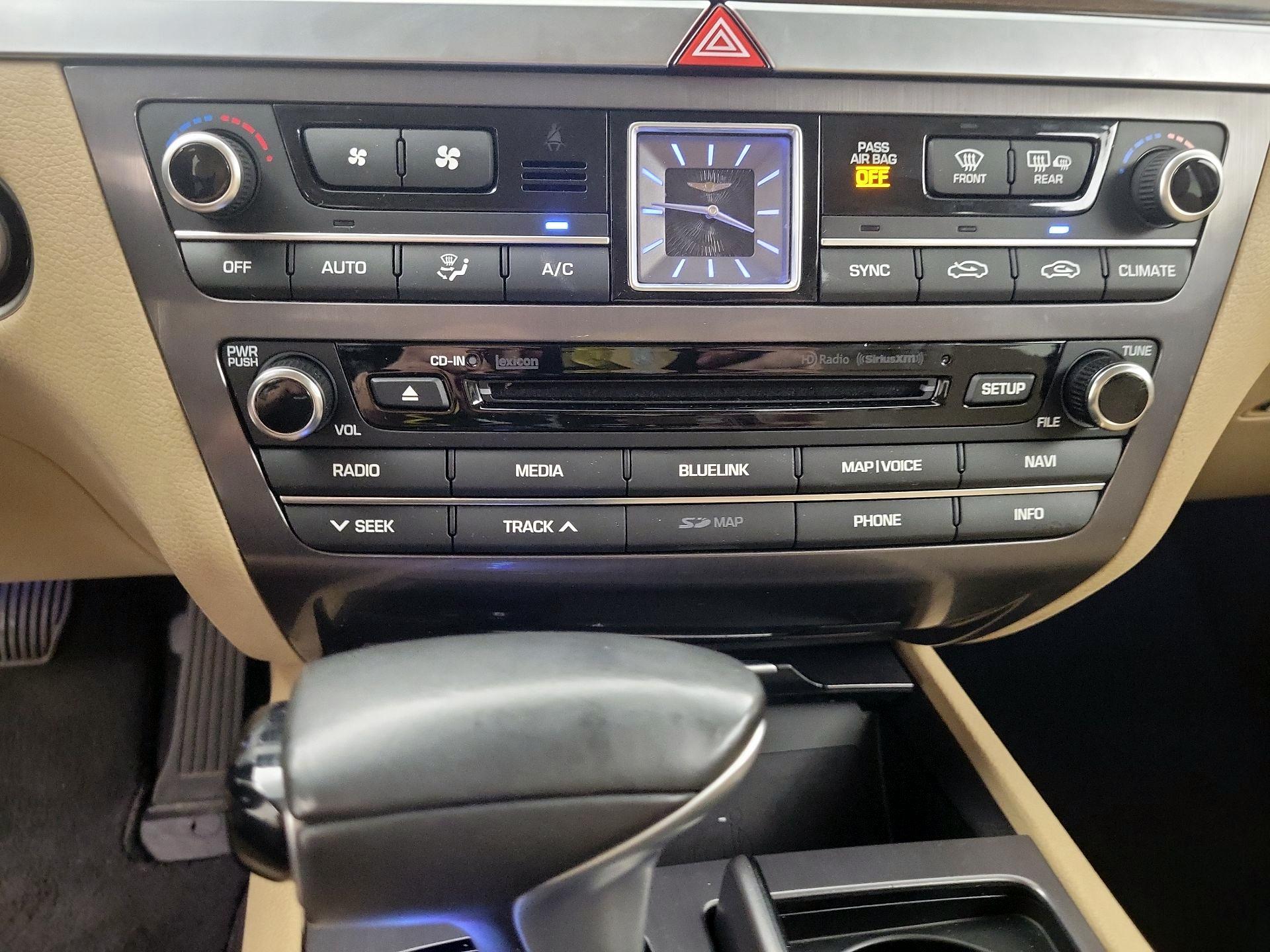 Thumbnail: 2018 Genesis G80 - 16