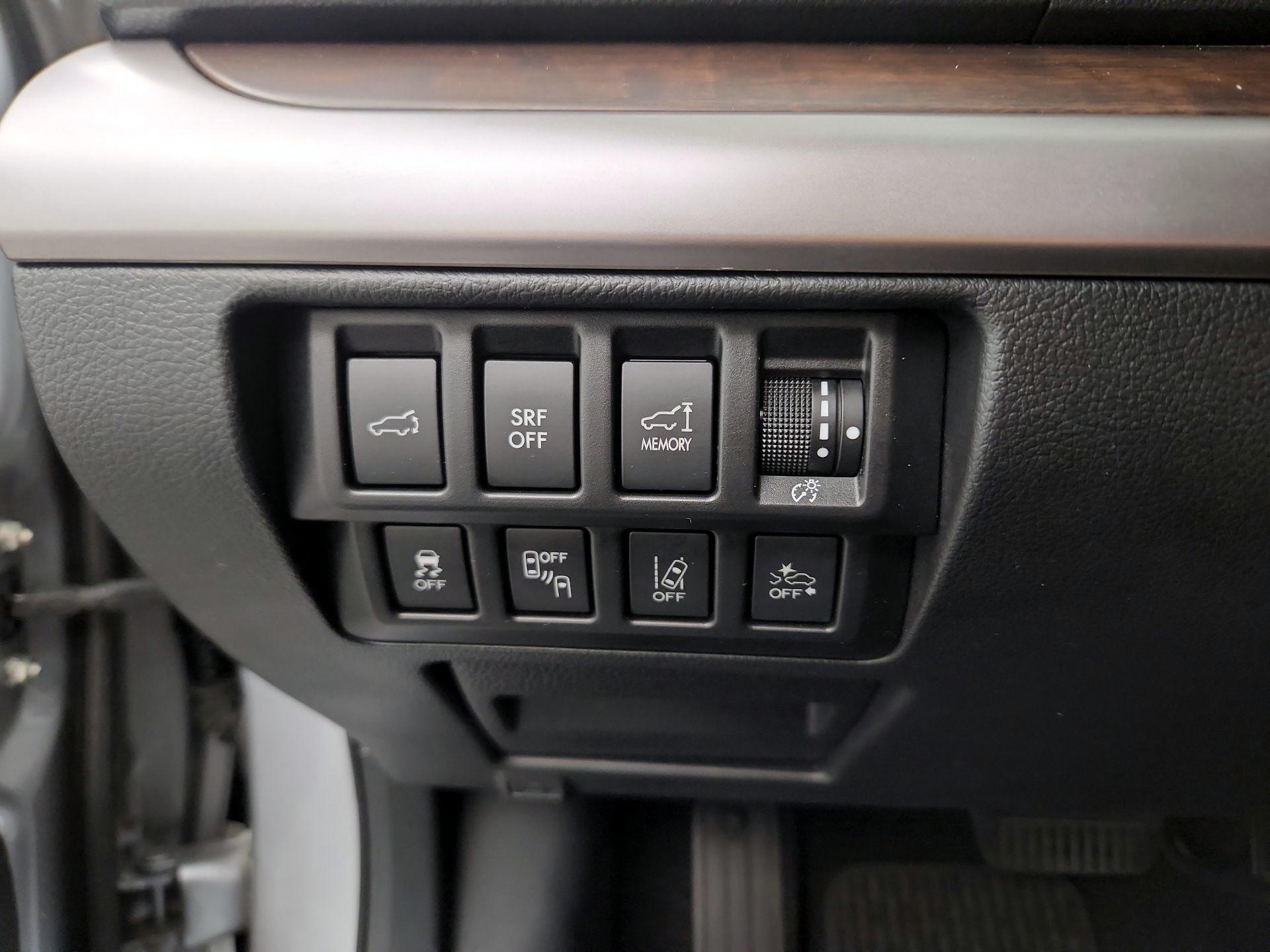 Thumbnail: 2015 Subaru Outback - 11