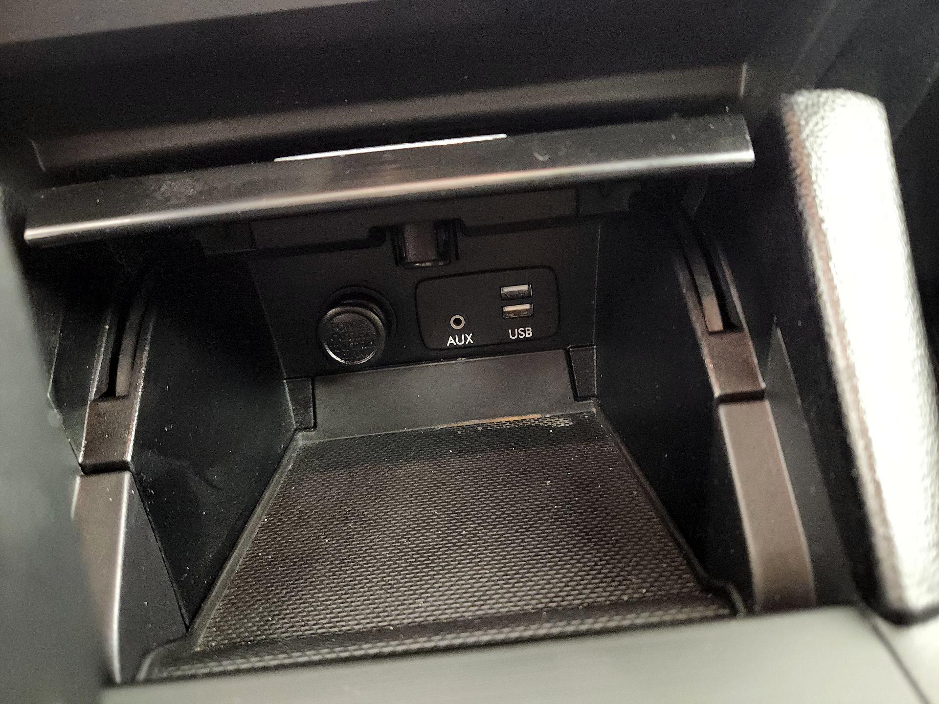 Thumbnail: 2015 Subaru Outback - 17