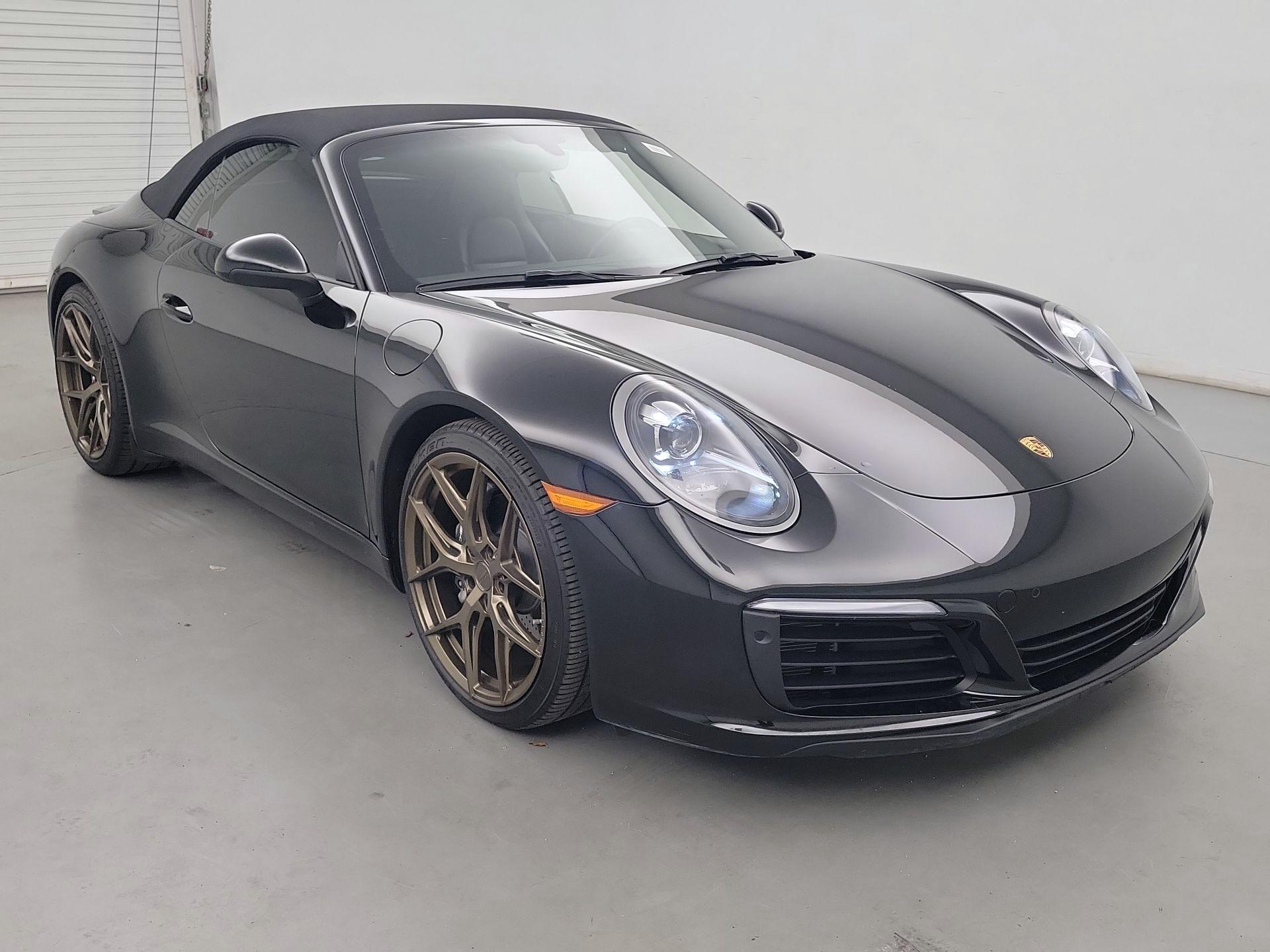 Thumbnail: 2019 Porsche 911 - 1