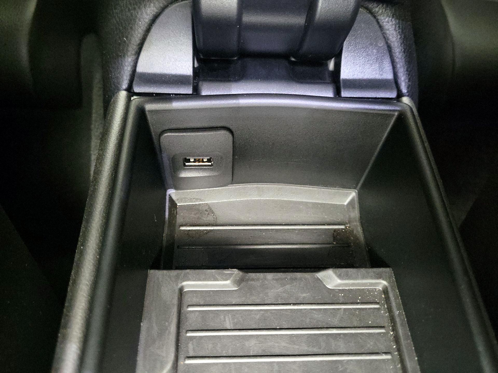 Thumbnail: 2019 Porsche 911 - 17