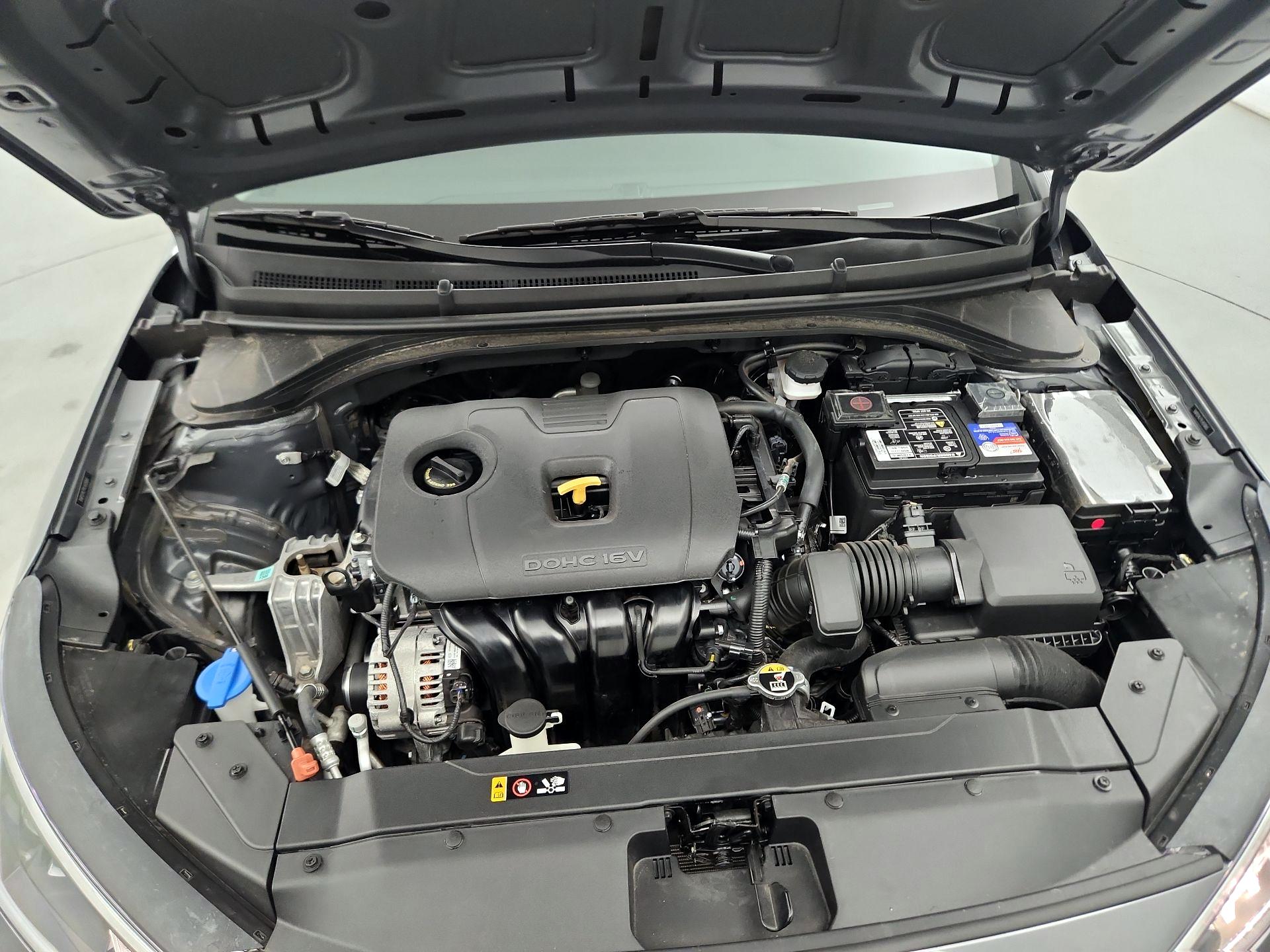 Thumbnail: 2020 Hyundai Elantra - 19