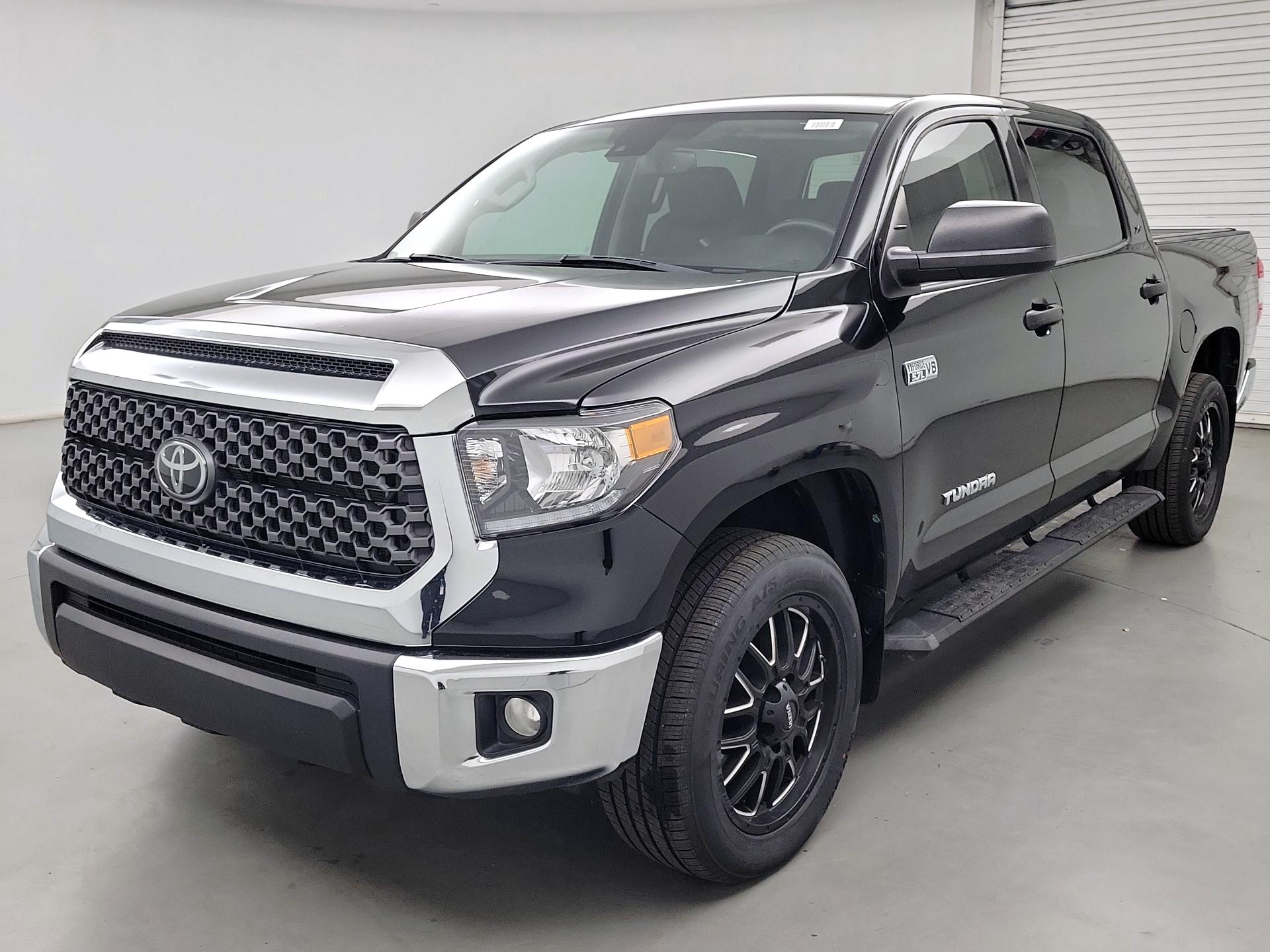 Thumbnail: 2020 Toyota Tundra - 3