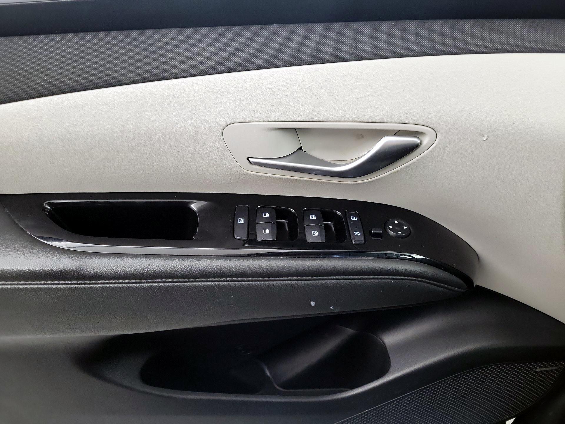 Thumbnail: 2022 Hyundai Tucson - 10