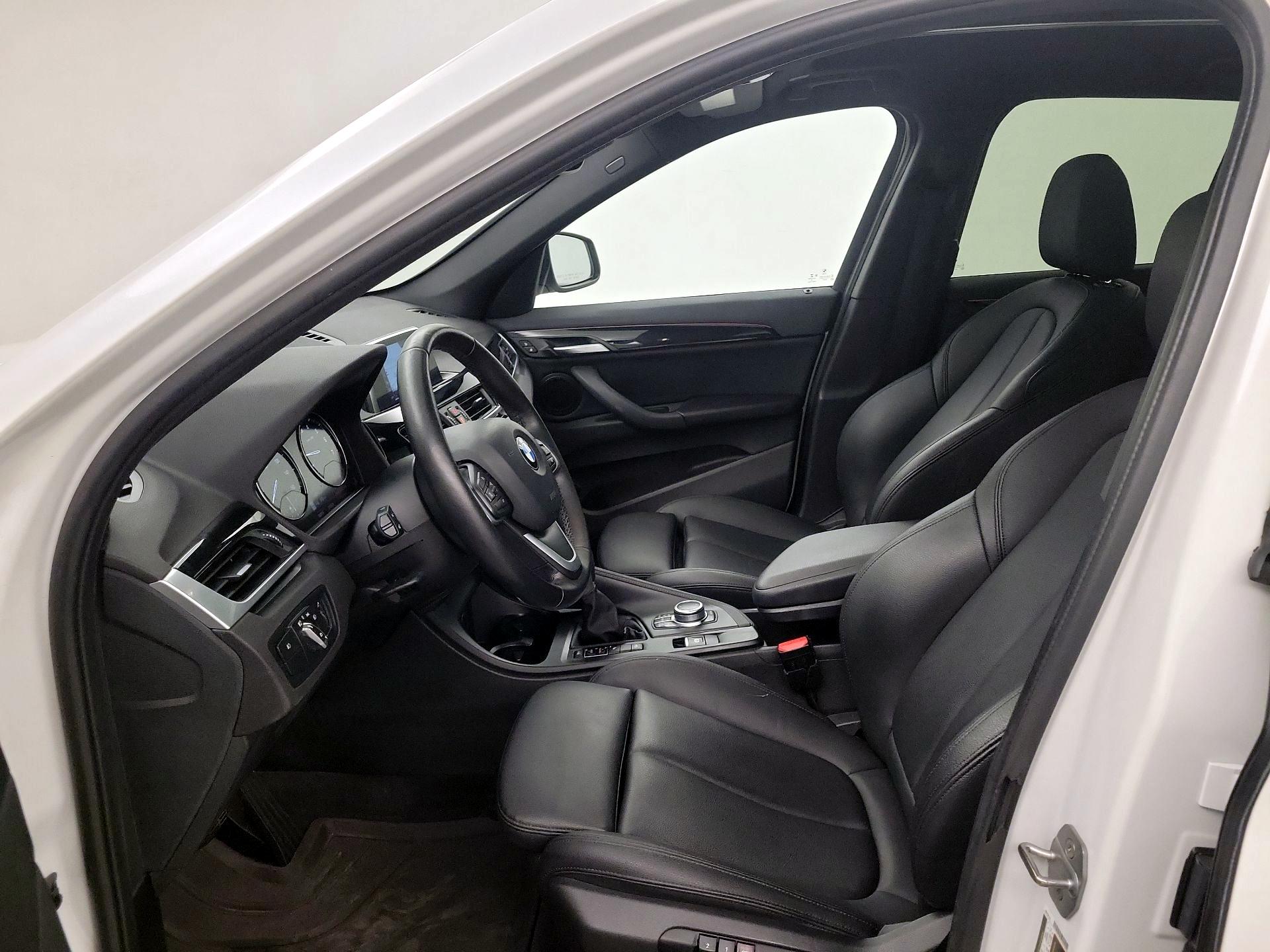 Thumbnail: 2019 BMW X1 - 9