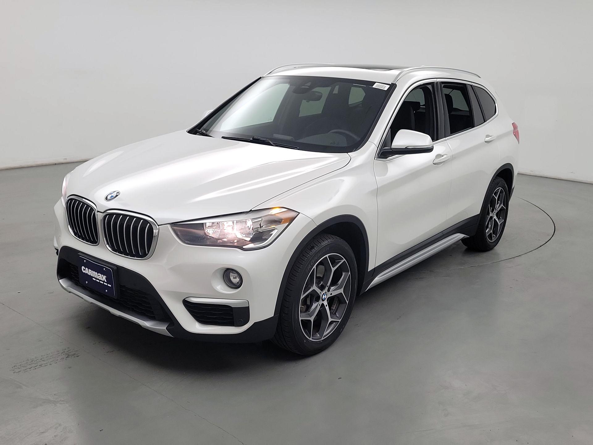Thumbnail: 2019 BMW X1 - 3