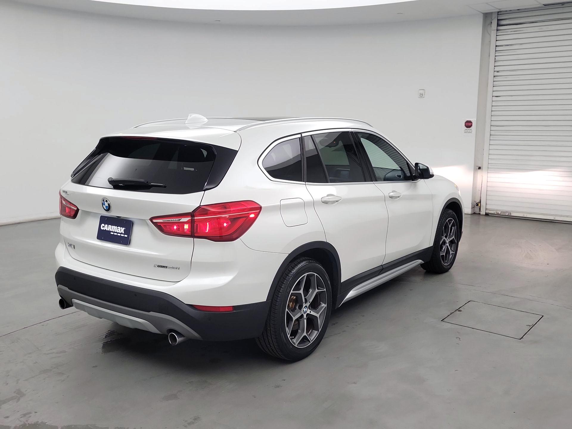 Thumbnail: 2019 BMW X1 - 5
