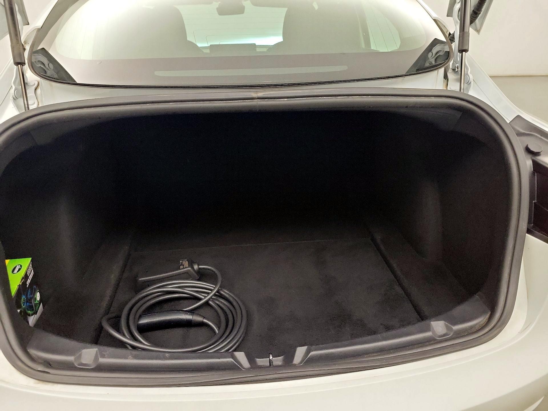 Thumbnail: 2020 Tesla Model 3 - 19