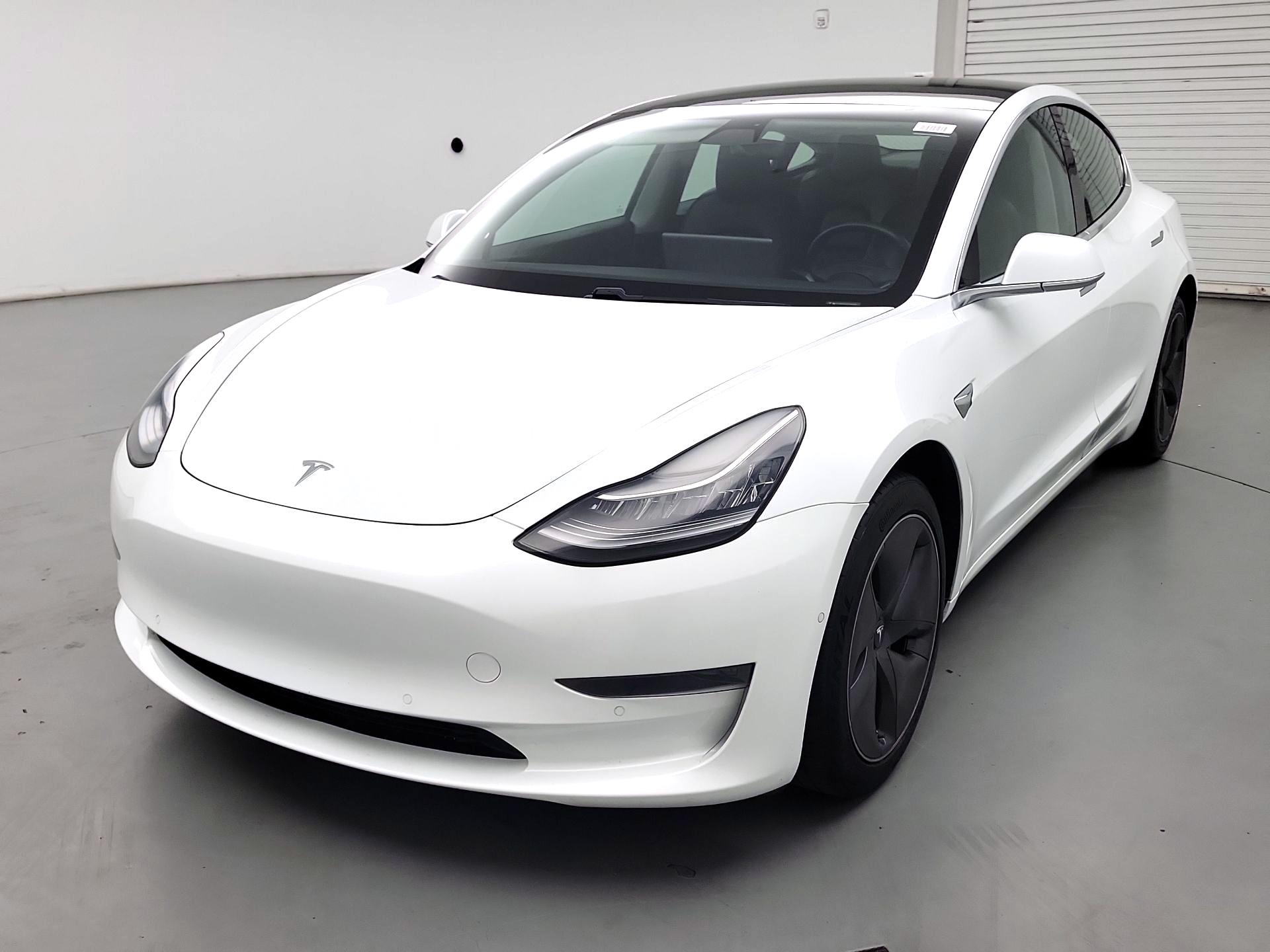 Thumbnail: 2020 Tesla Model 3 - 3