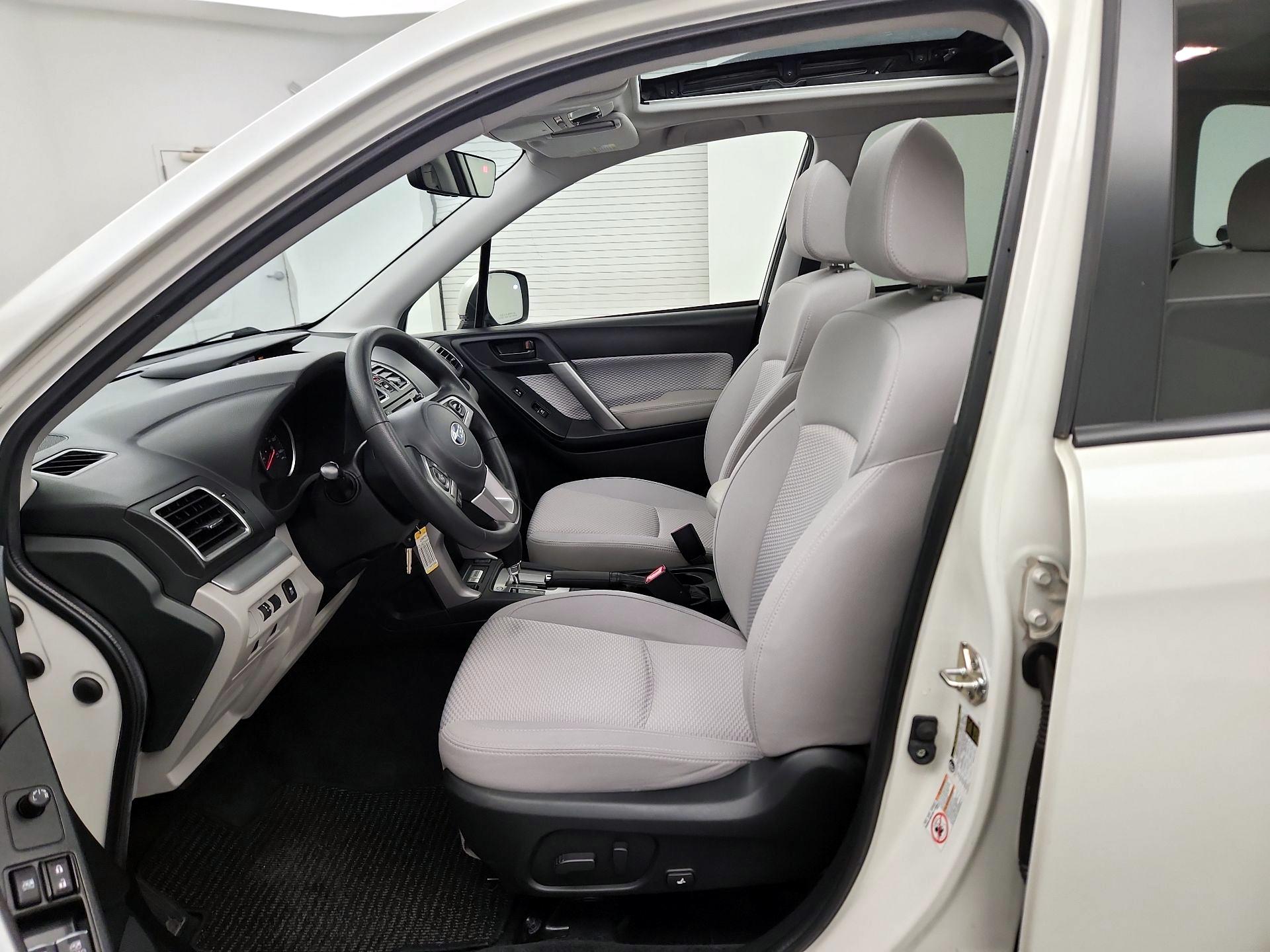 Thumbnail: 2017 Subaru Forester - 9