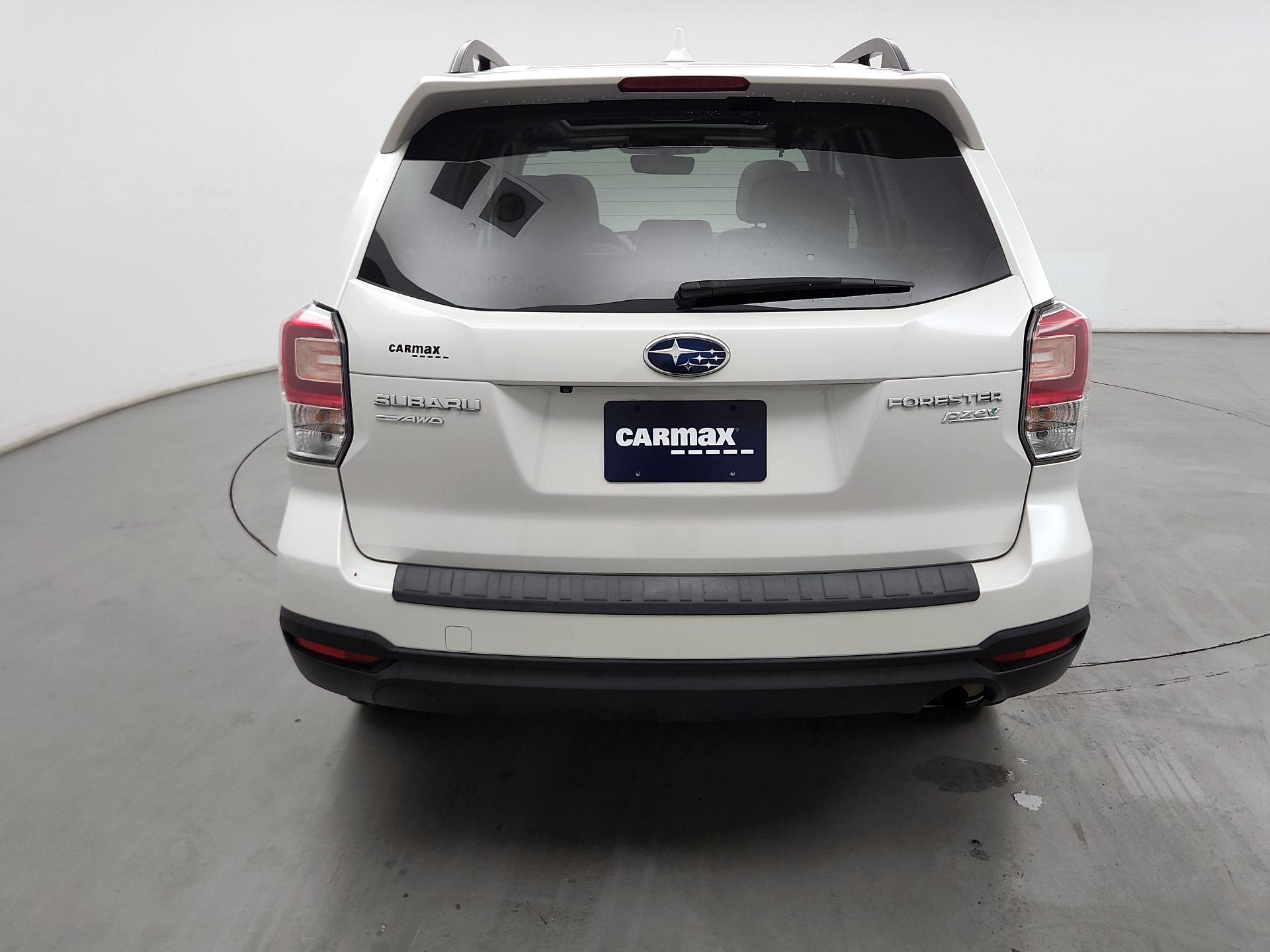 Thumbnail: 2017 Subaru Forester - 6