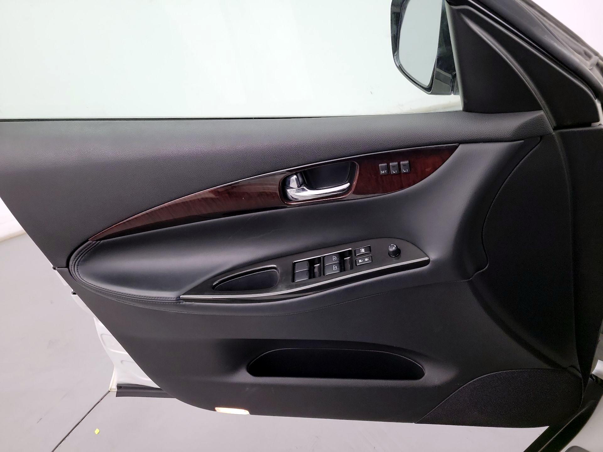 Thumbnail: 2014 INFINITI QX50 - 10