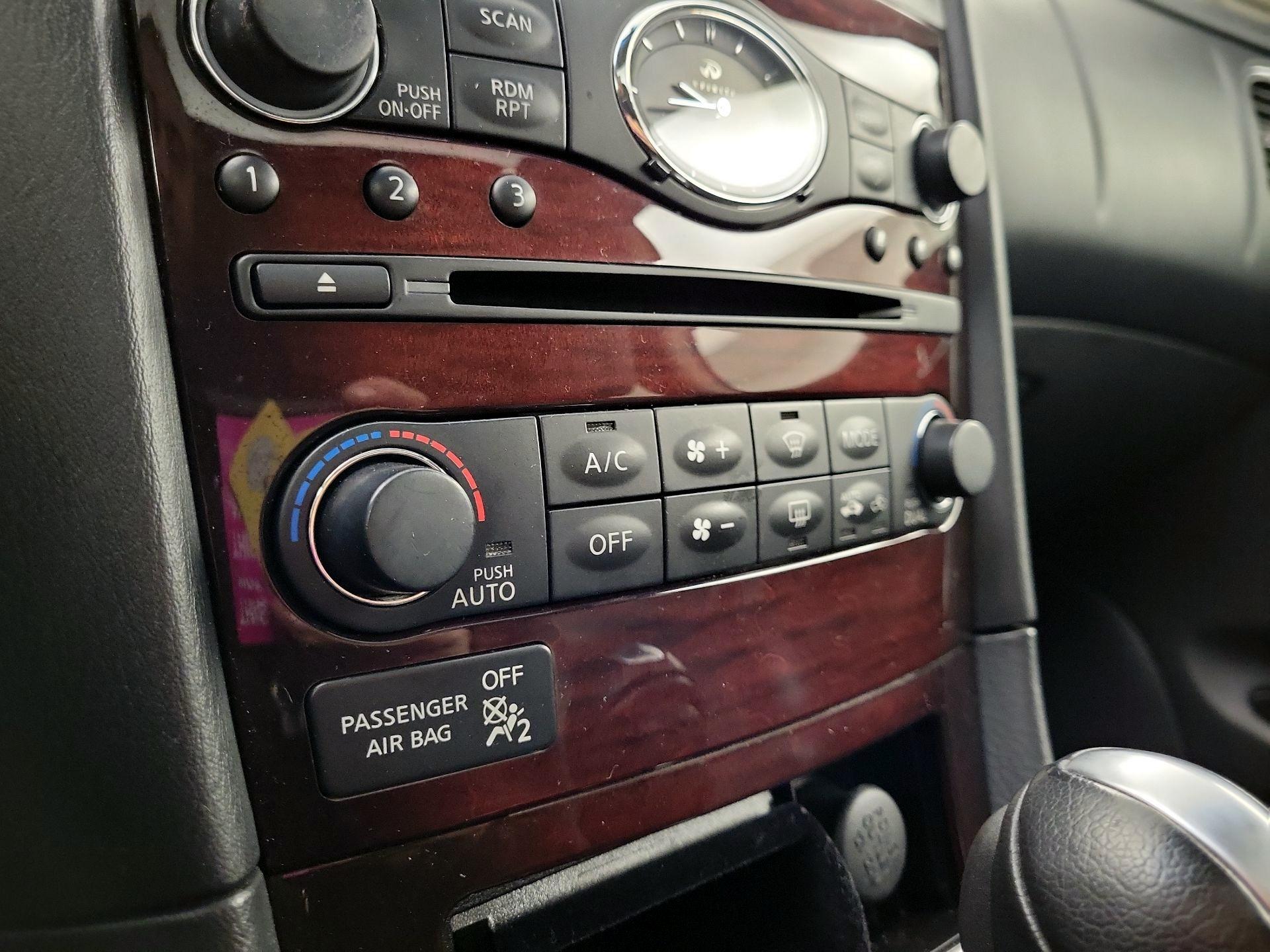 Thumbnail: 2014 INFINITI QX50 - 15