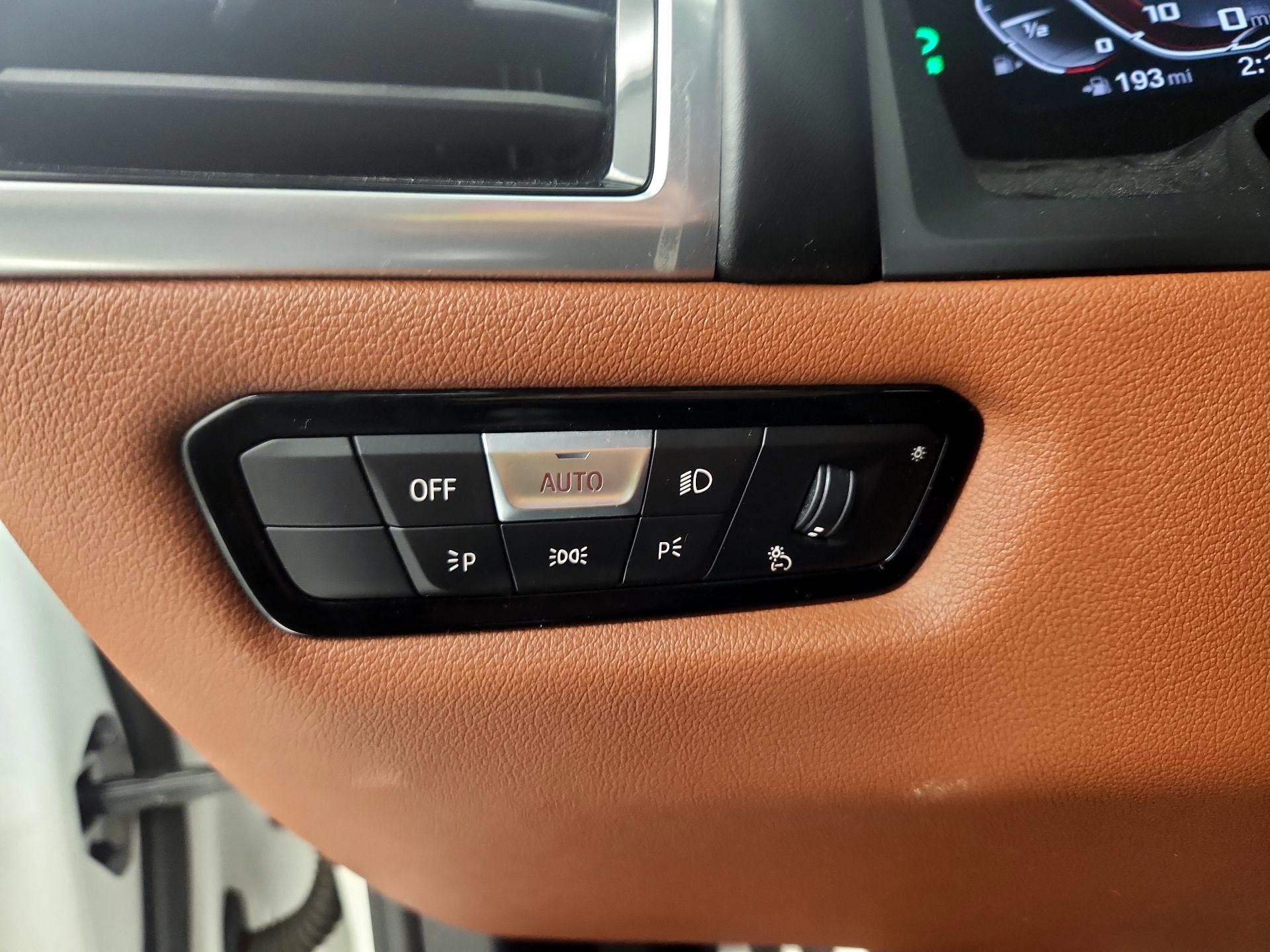 Thumbnail: 2021 BMW 8 Series - 11