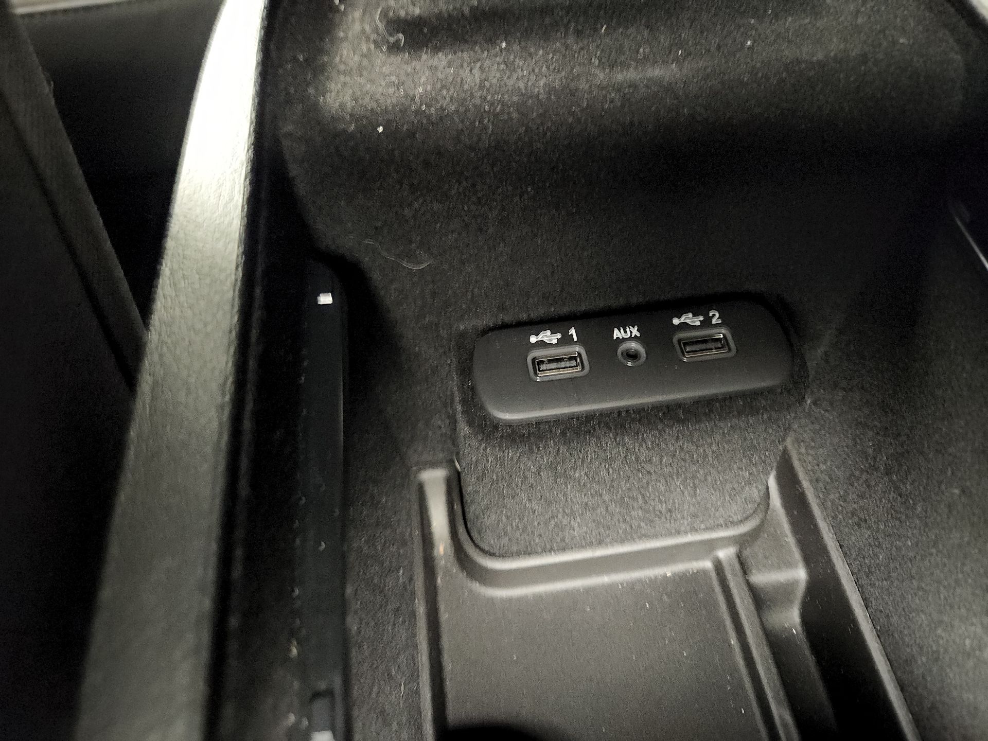 Thumbnail: 2023 Dodge Charger - 16