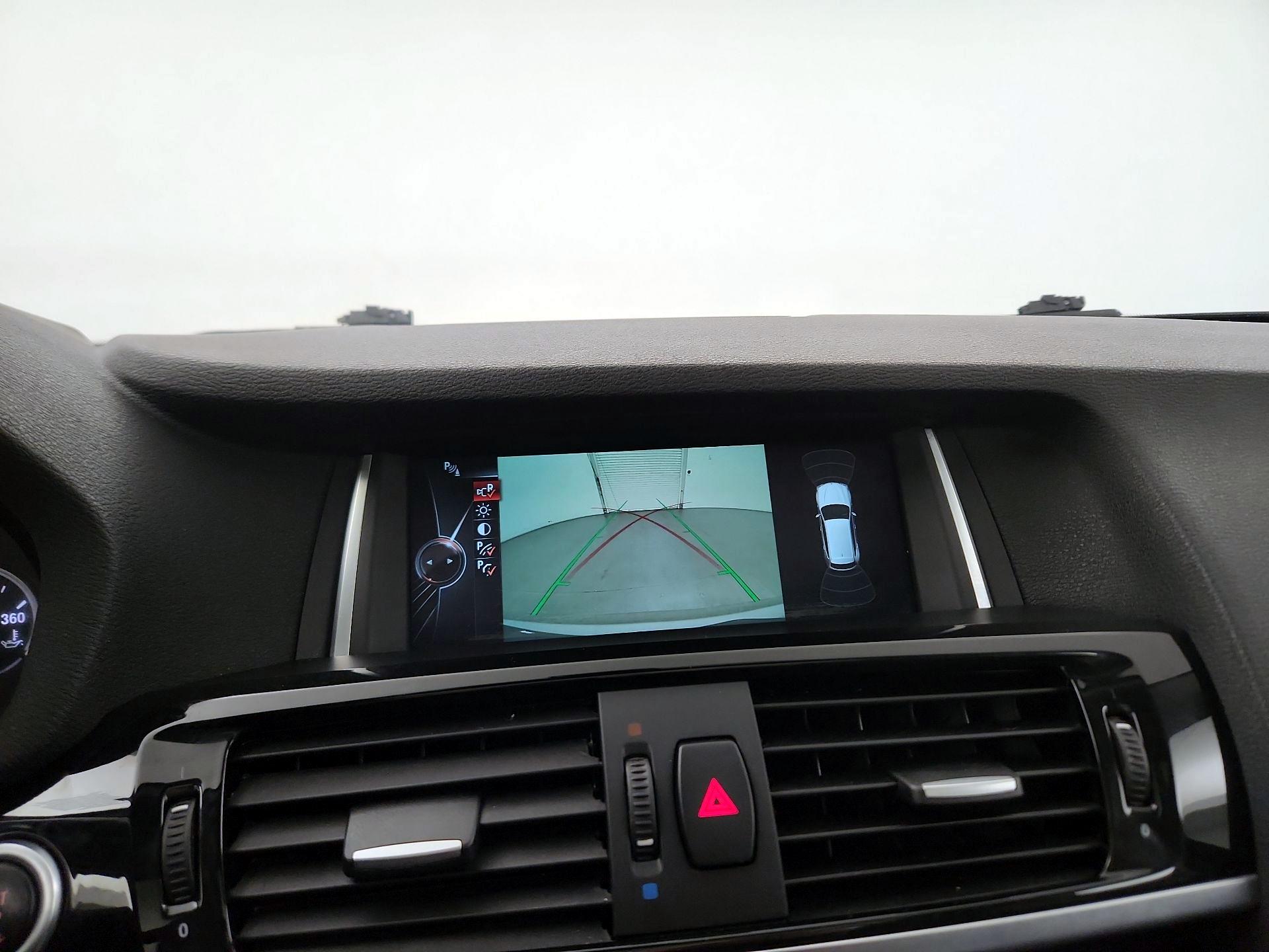 Thumbnail: 2016 BMW X3 - 13