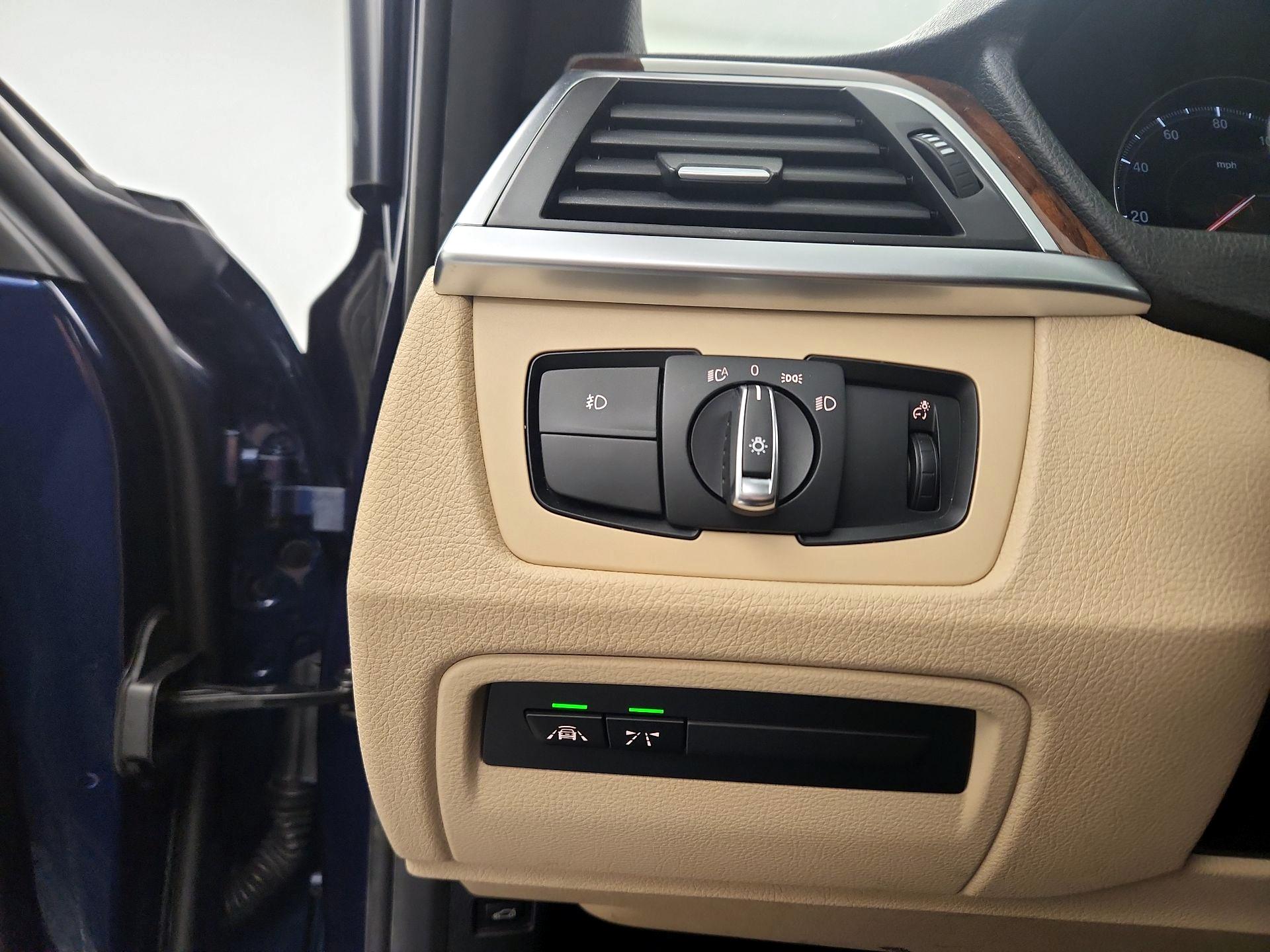 Thumbnail: 2018 BMW 3 Series - 11