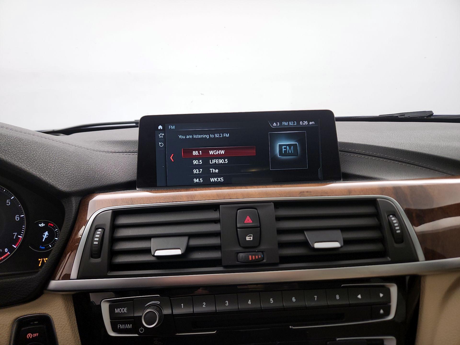 Thumbnail: 2018 BMW 3 Series - 13