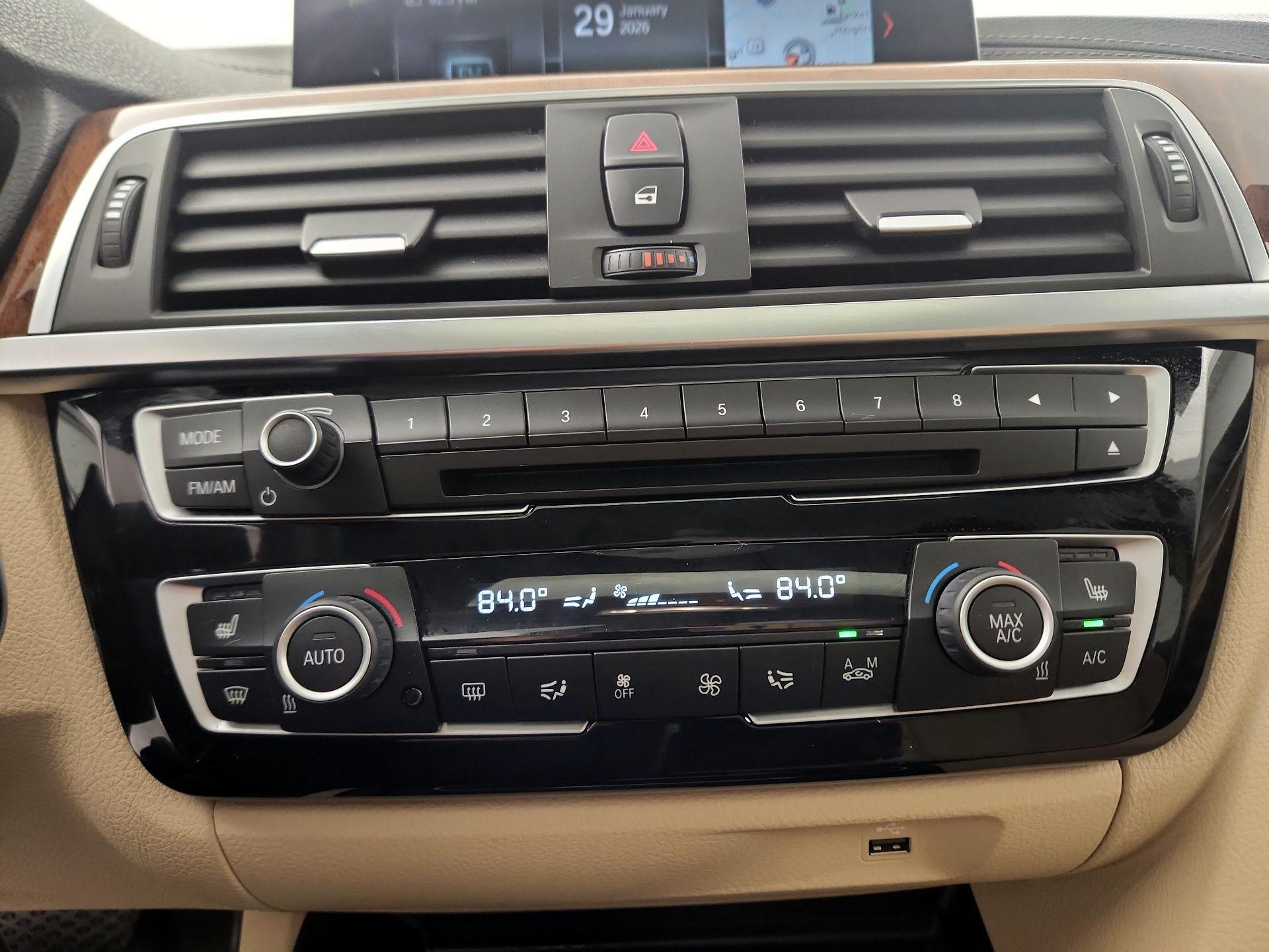 Thumbnail: 2018 BMW 3 Series - 14