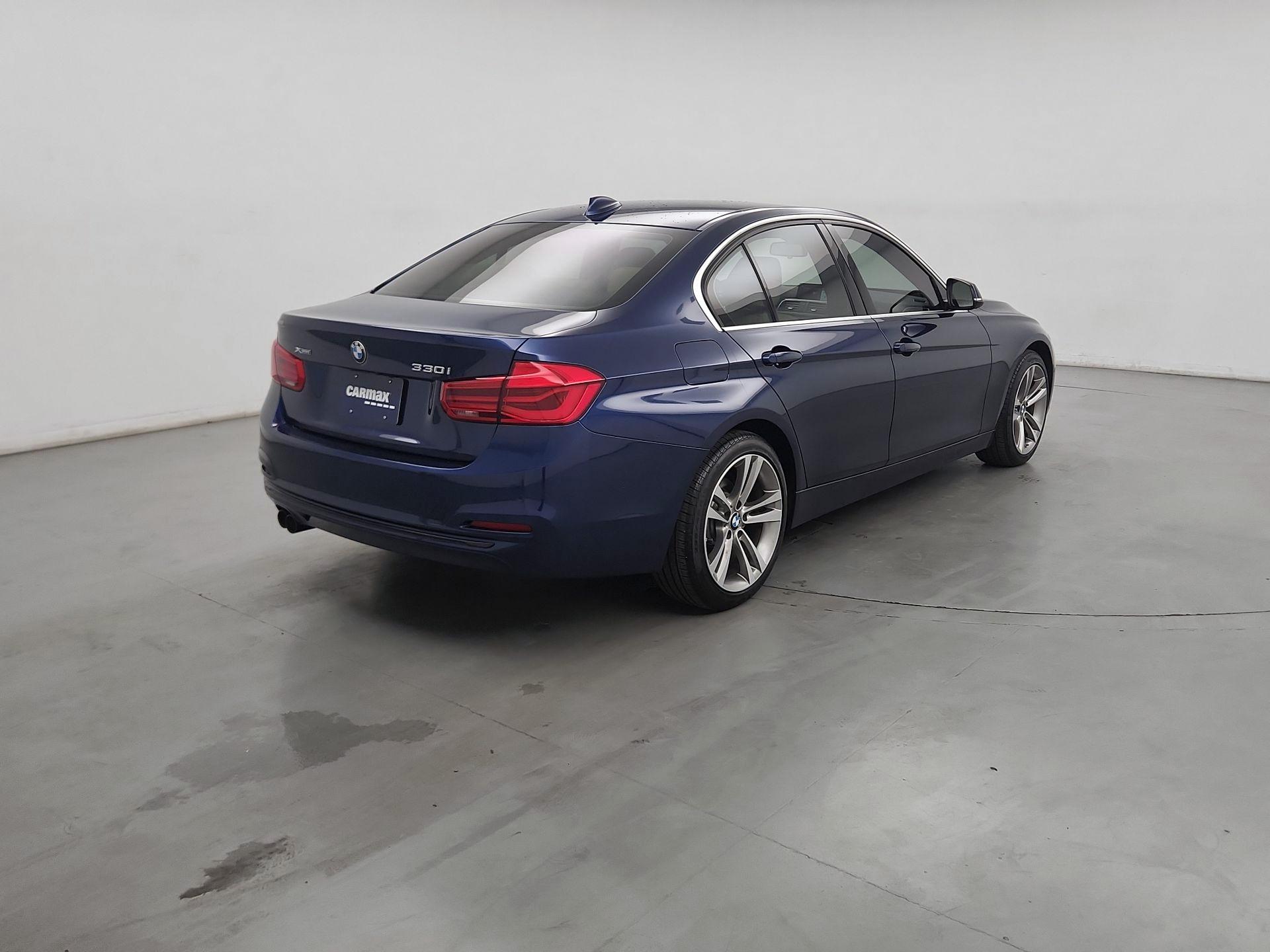 Thumbnail: 2018 BMW 3 Series - 5