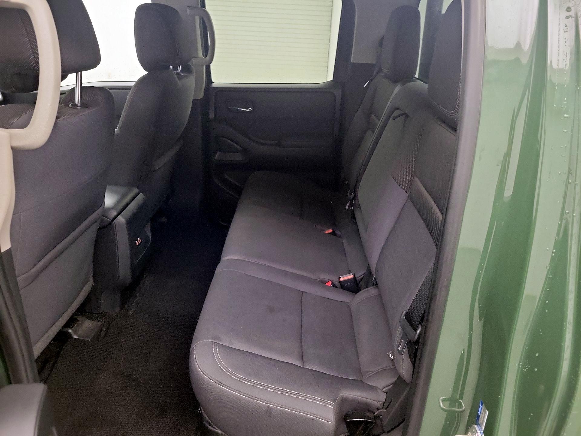 Thumbnail: 2022 Nissan Frontier - 19