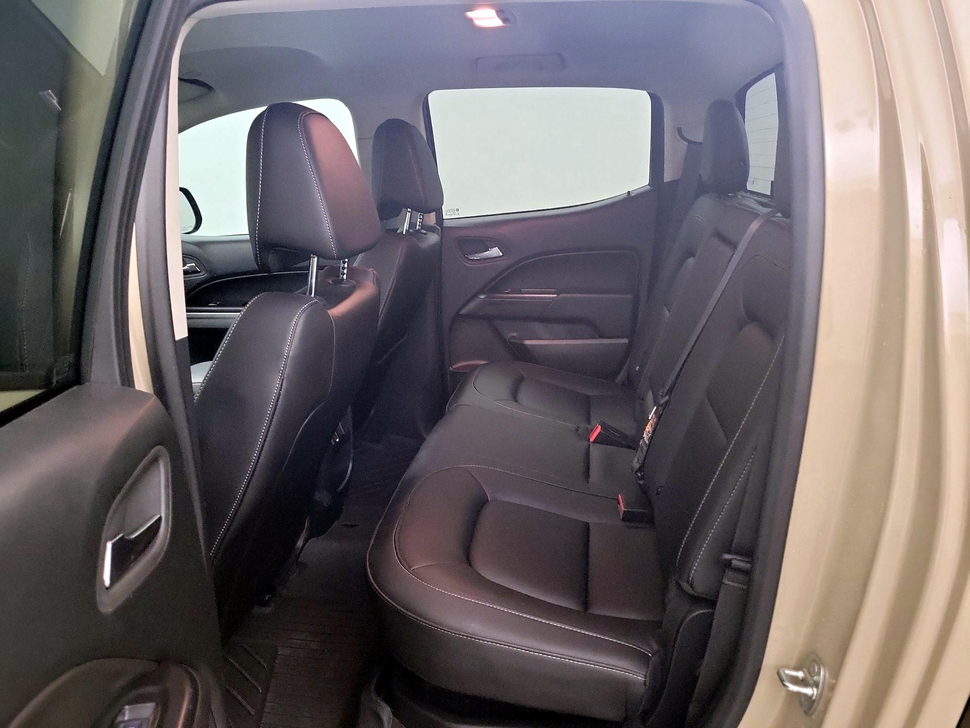 Thumbnail: 2022 Chevrolet Colorado - 20