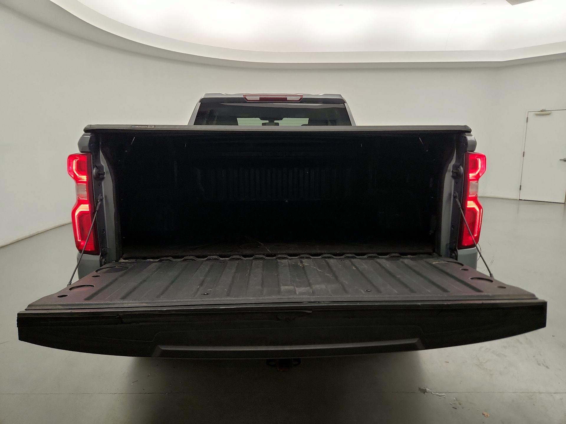 Thumbnail: 2021 Chevrolet Silverado 1500 - 18