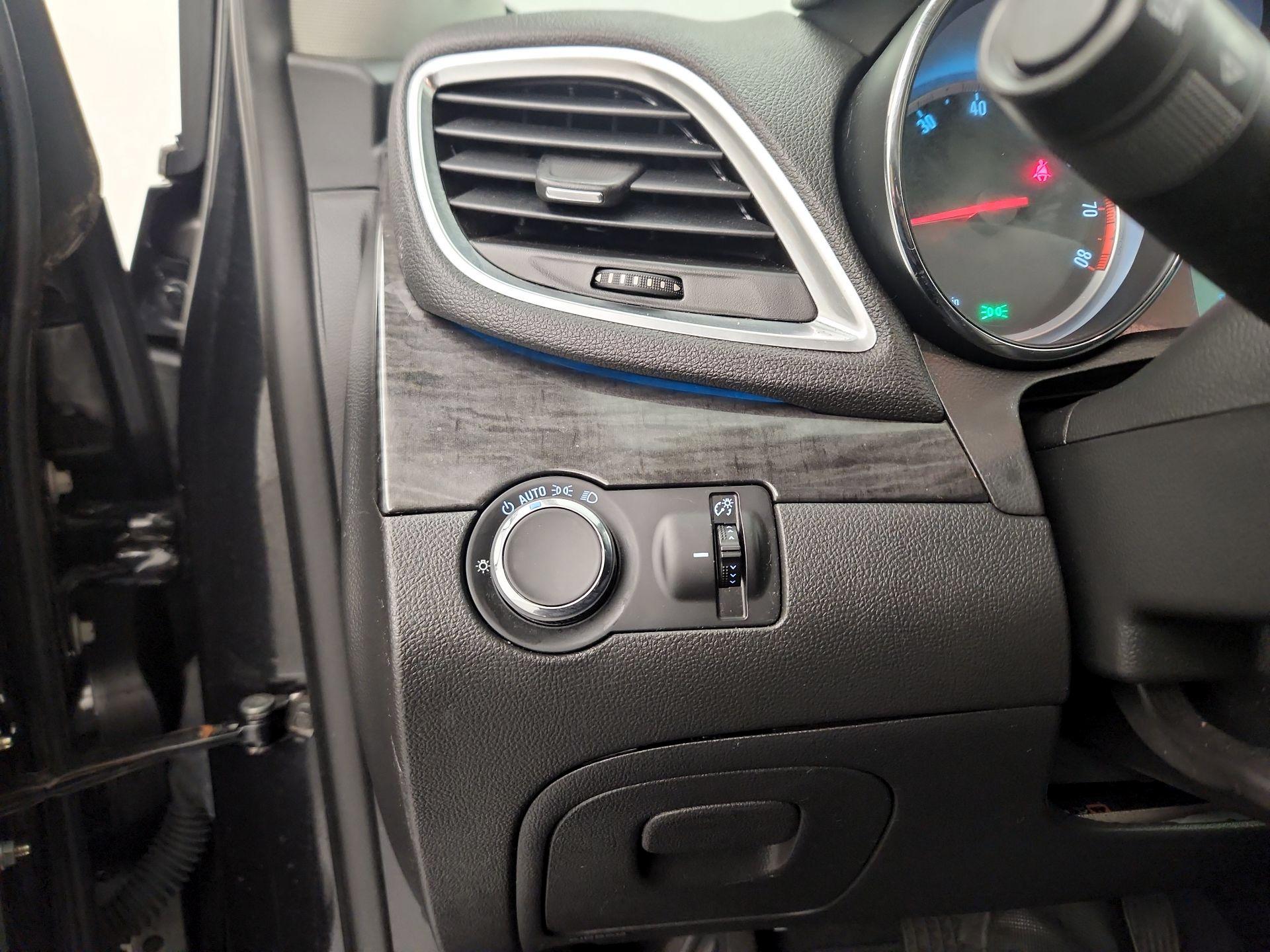 Thumbnail: 2015 Buick Encore - 13