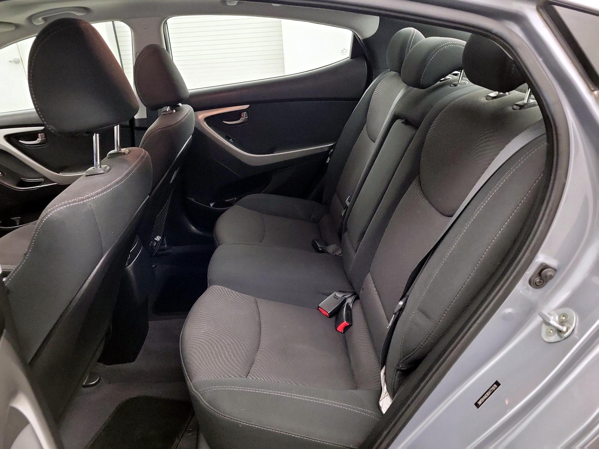 Thumbnail: 2016 Hyundai Elantra - 18