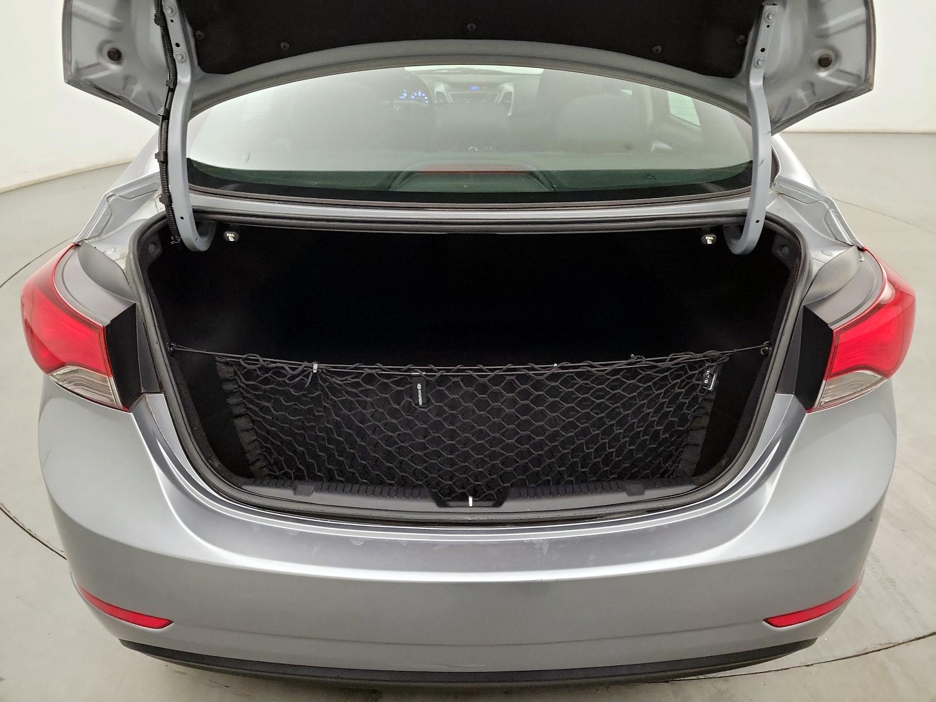 Thumbnail: 2016 Hyundai Elantra - 19