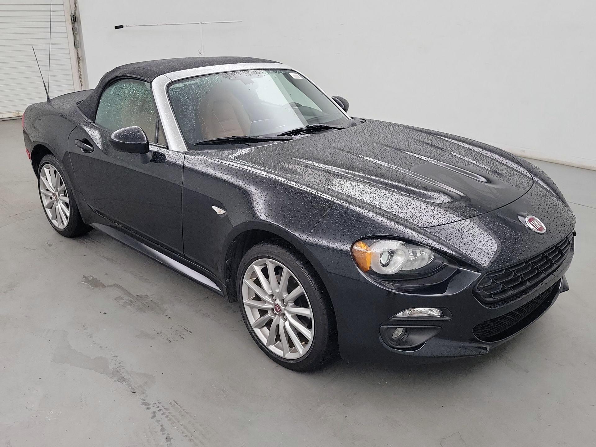 Thumbnail: 2020 Fiat 124 Spider - 1