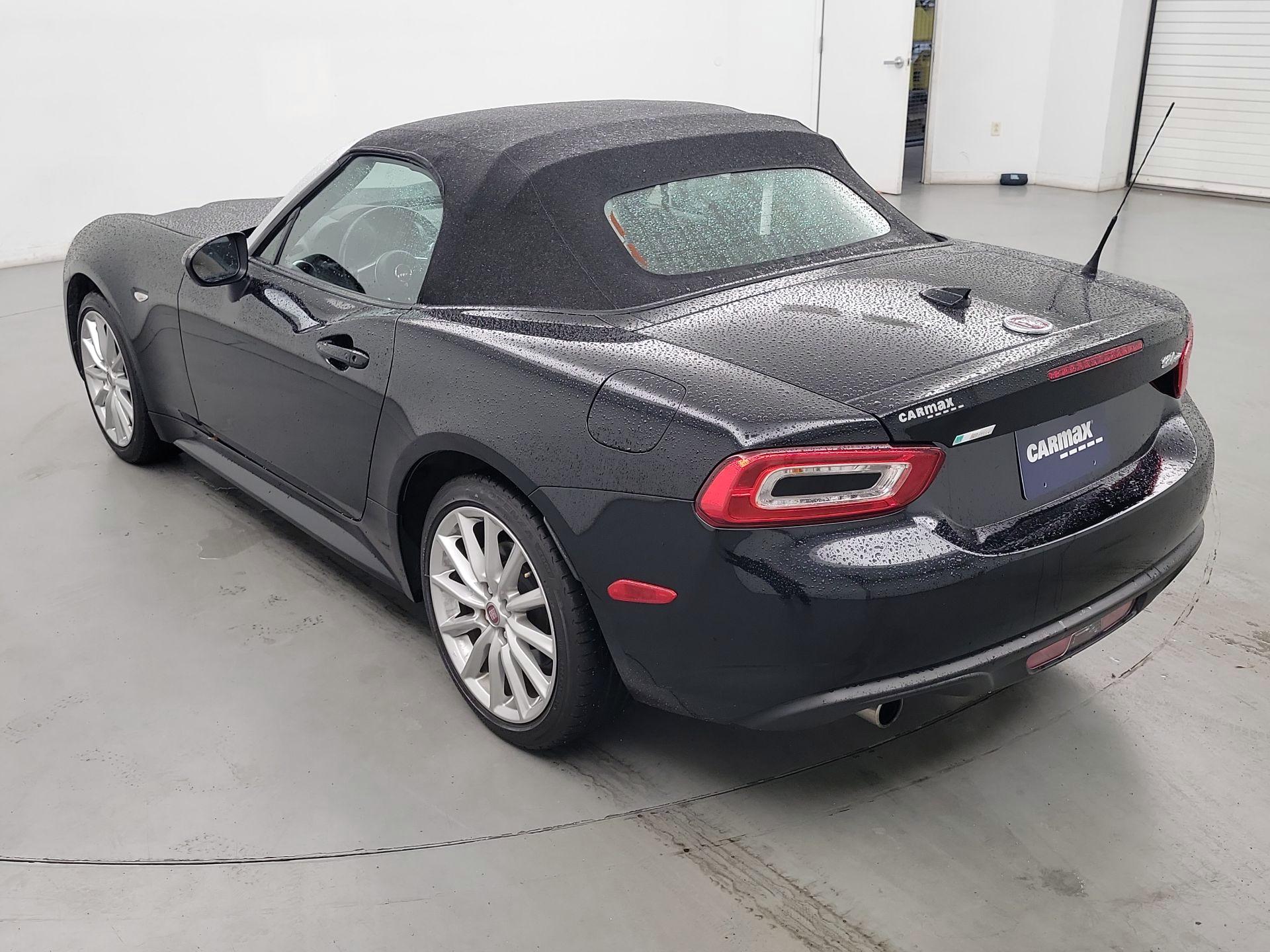Thumbnail: 2020 Fiat 124 Spider - 7