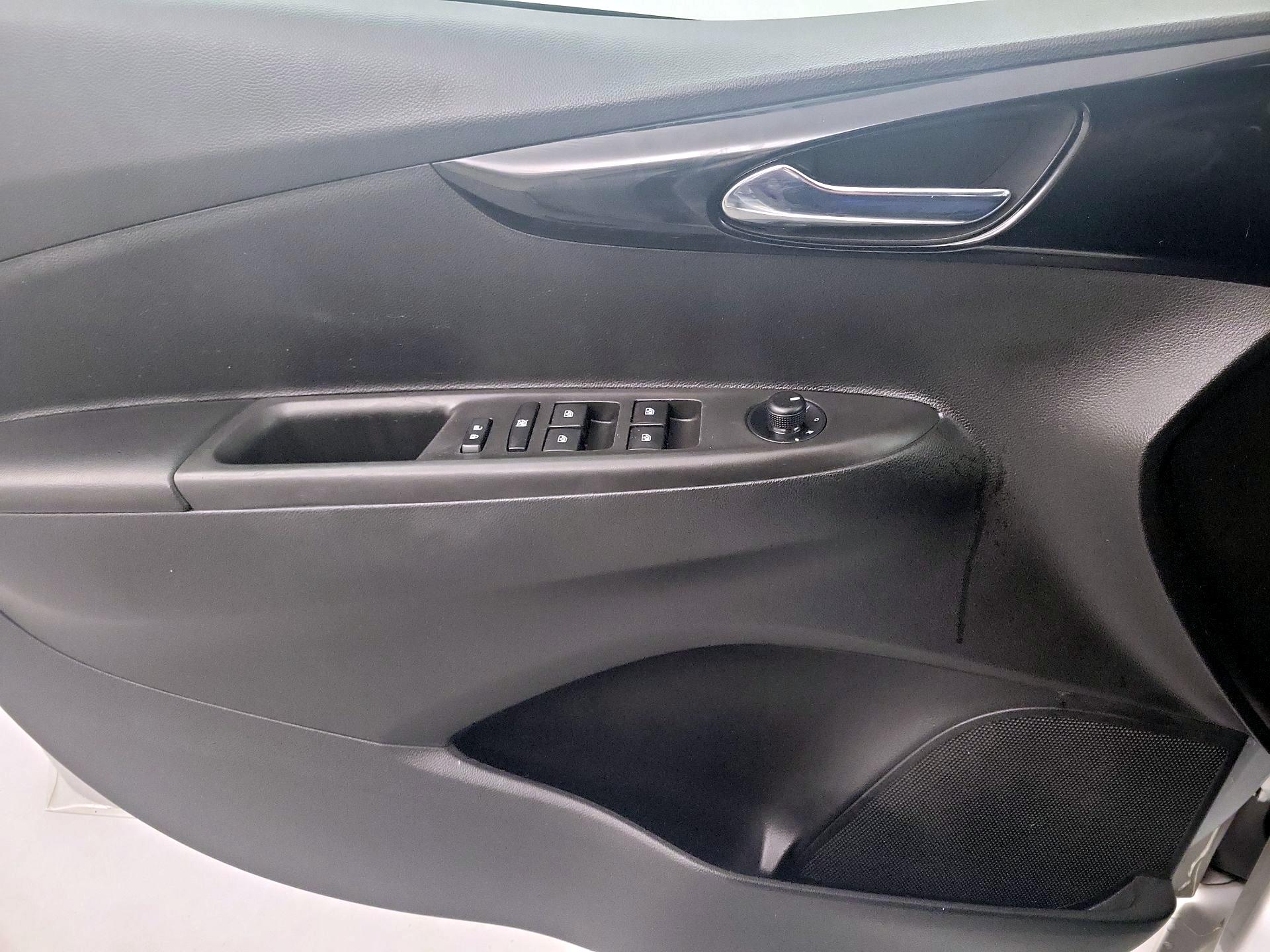 Thumbnail: 2021 Chevrolet Spark - 10