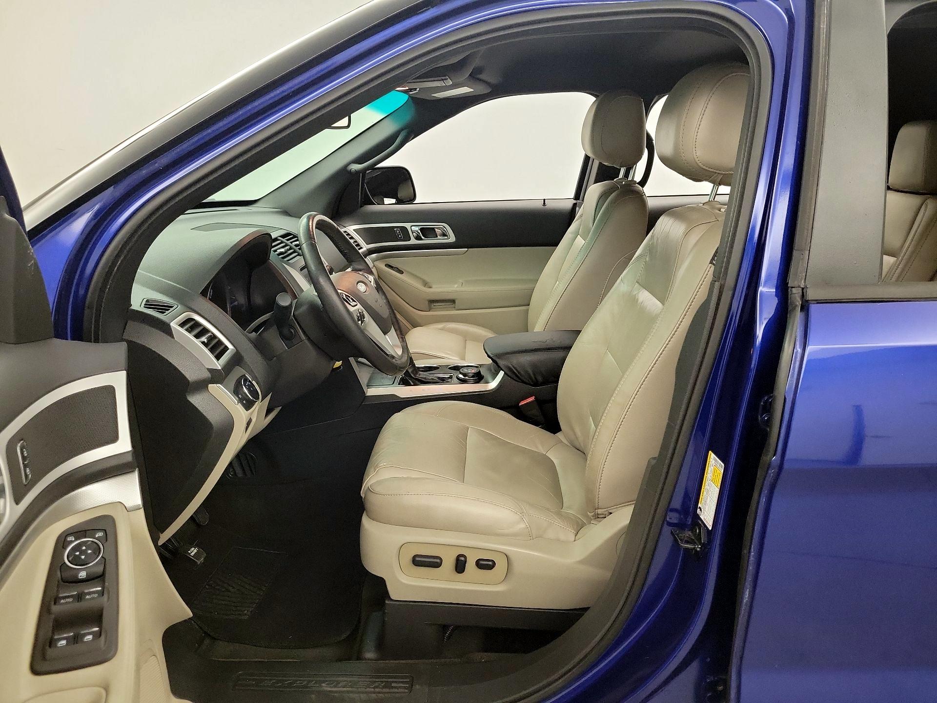 Thumbnail: 2014 Ford Explorer - 11