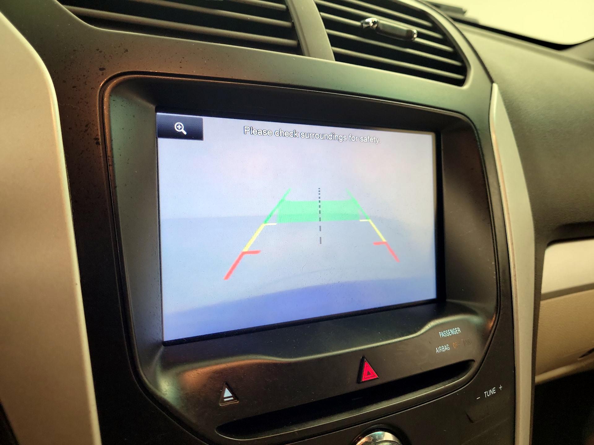 Thumbnail: 2014 Ford Explorer - 15