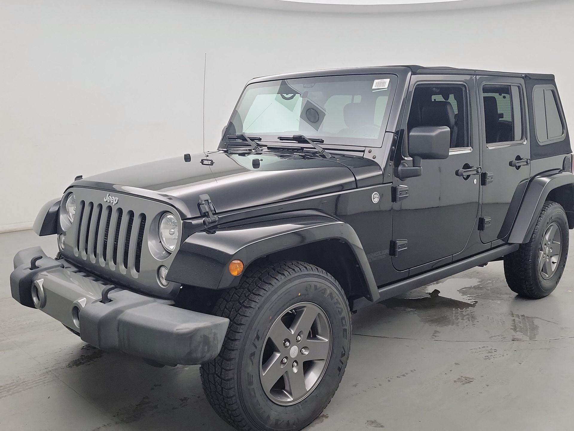 Thumbnail: 2015 Jeep Wrangler - 3