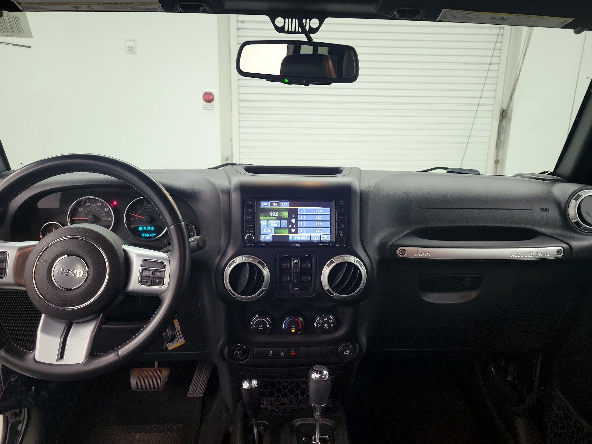 Thumbnail: 2015 Jeep Wrangler - 8