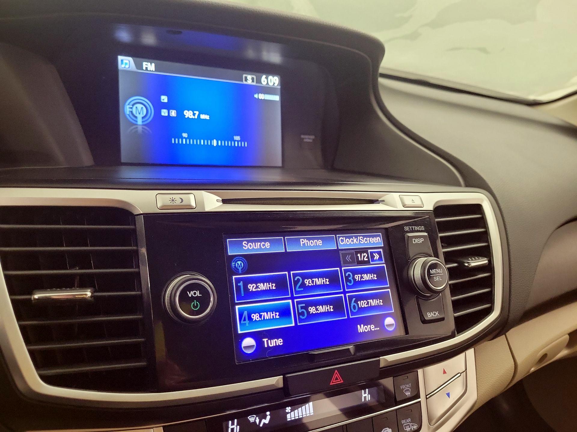 Thumbnail: 2014 Honda Accord - 15
