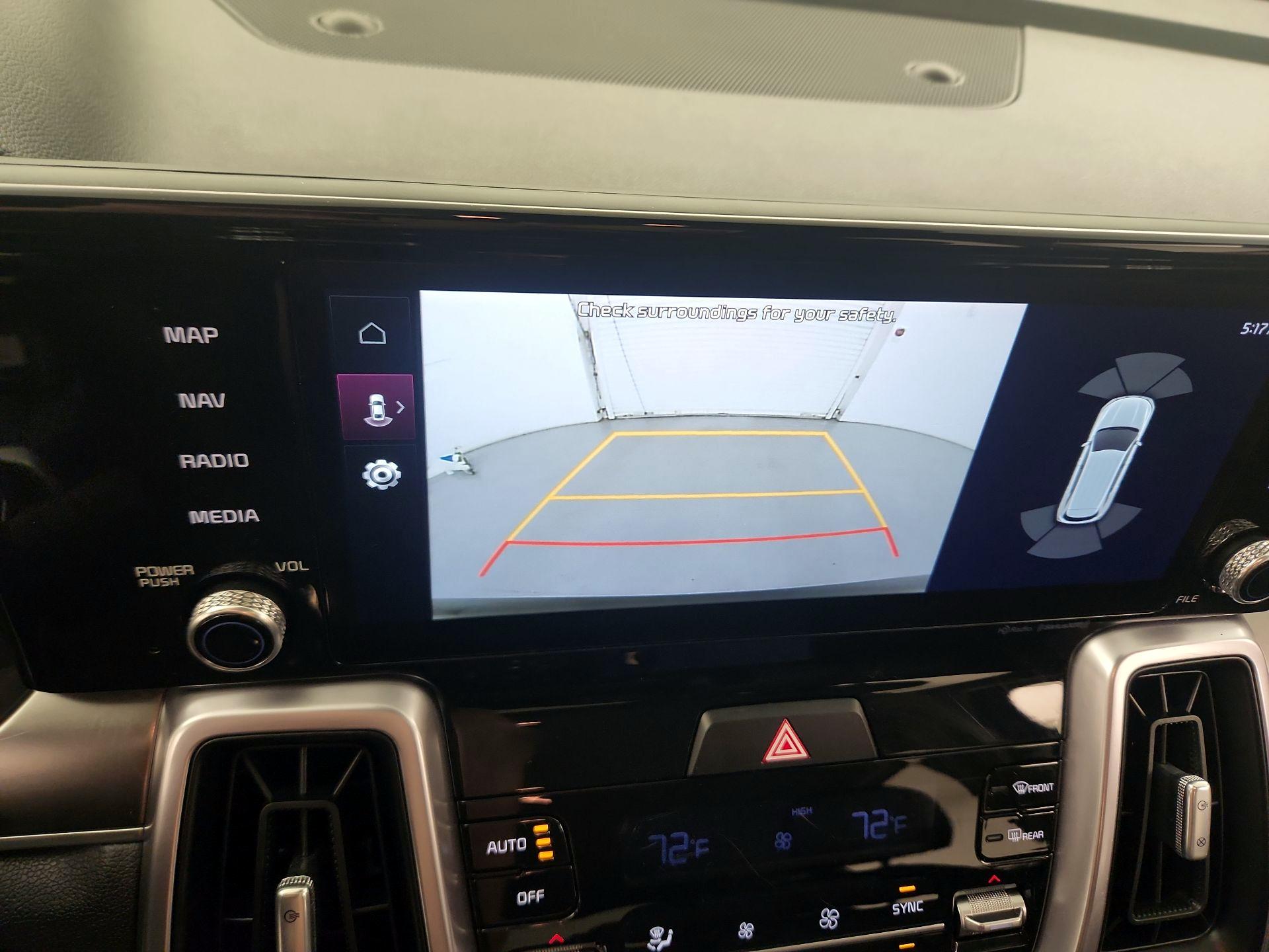 Thumbnail: 2023 Kia Sorento - 13