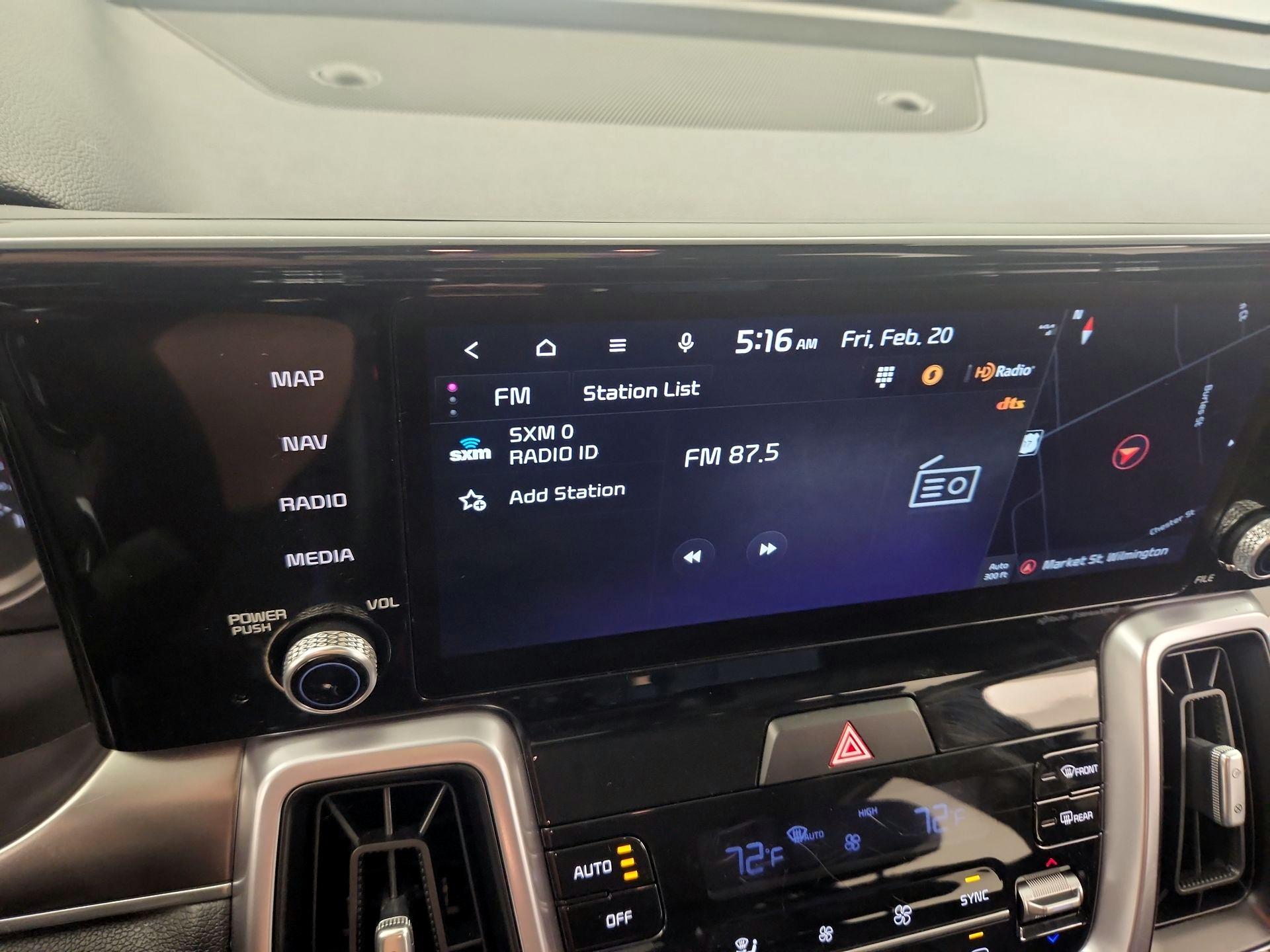 Thumbnail: 2023 Kia Sorento - 14