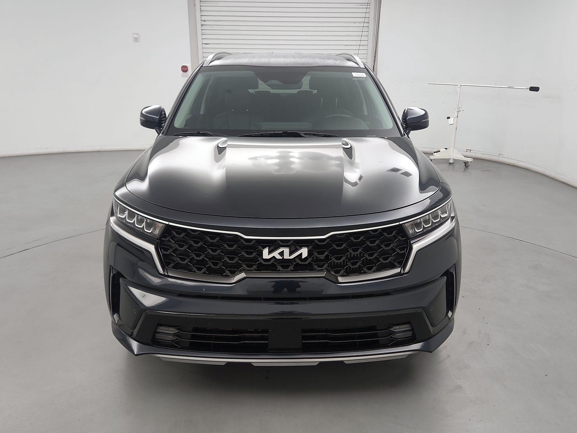 Thumbnail: 2023 Kia Sorento - 2