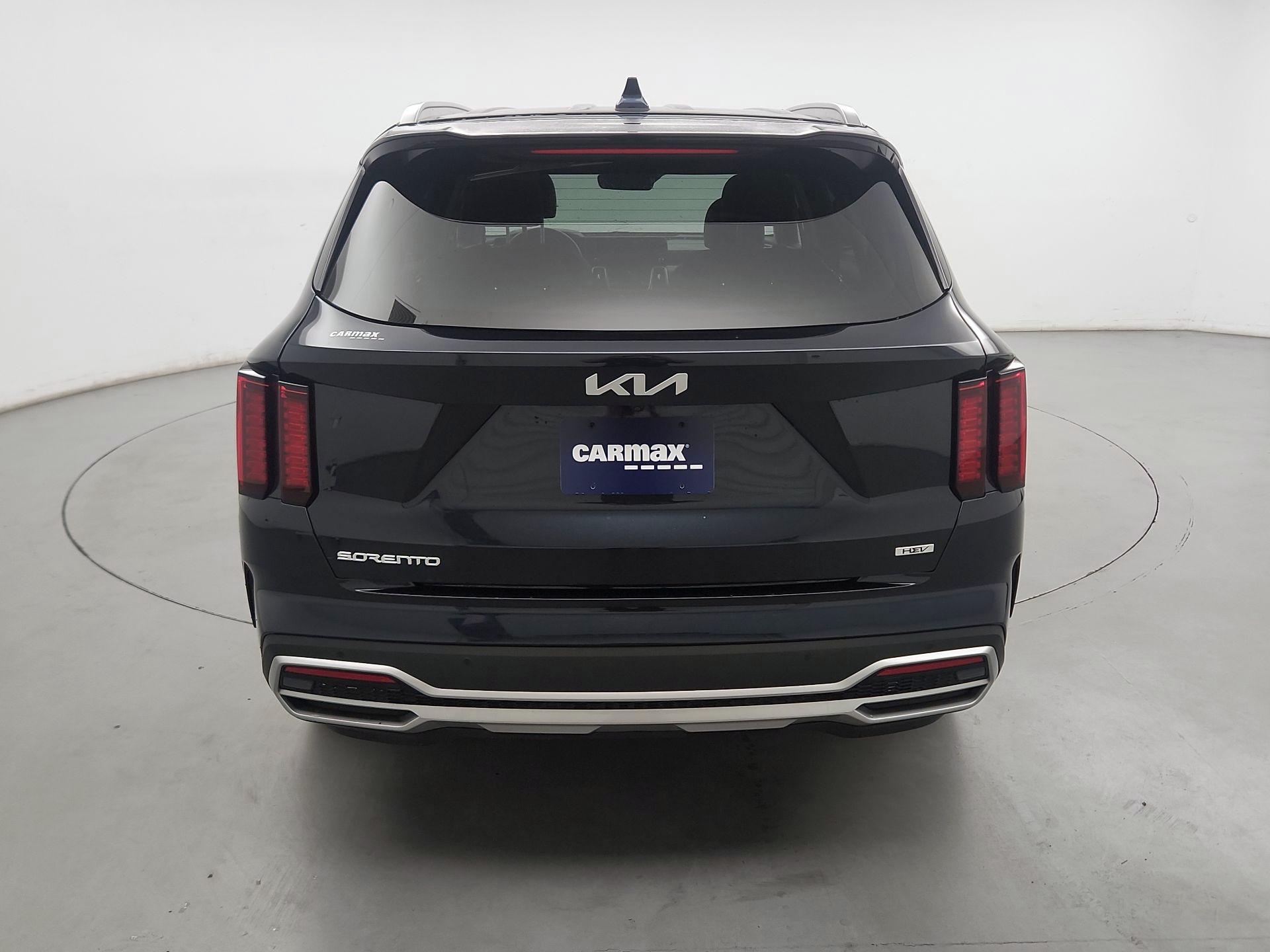 Thumbnail: 2023 Kia Sorento - 6