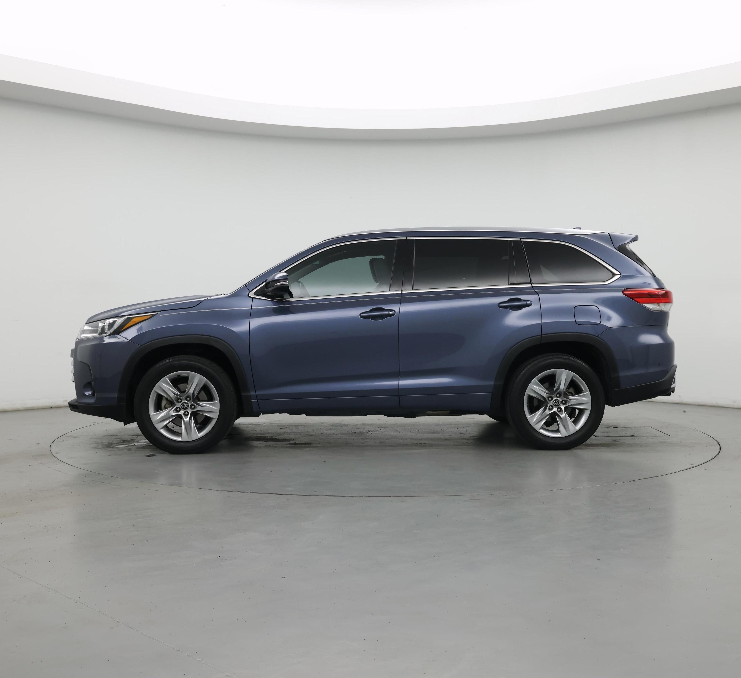 Thumbnail: 2017 Toyota Highlander - 3