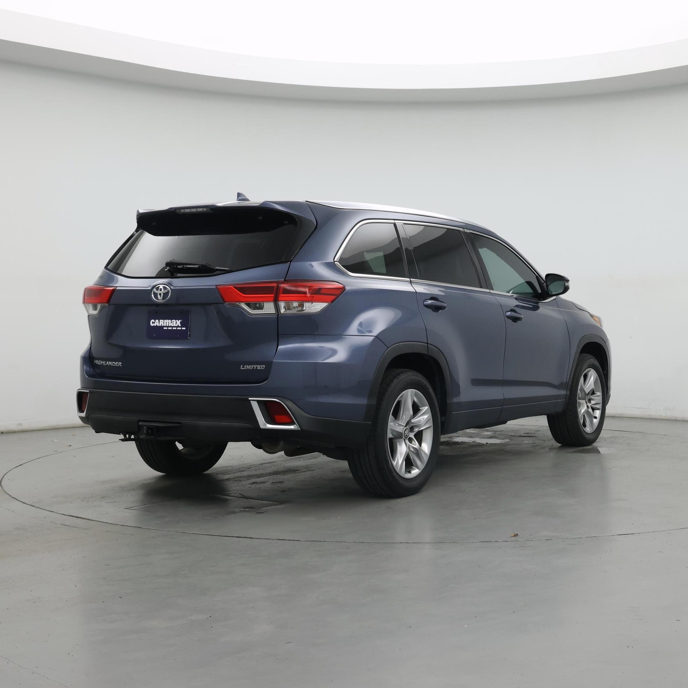 Thumbnail: 2017 Toyota Highlander - 8