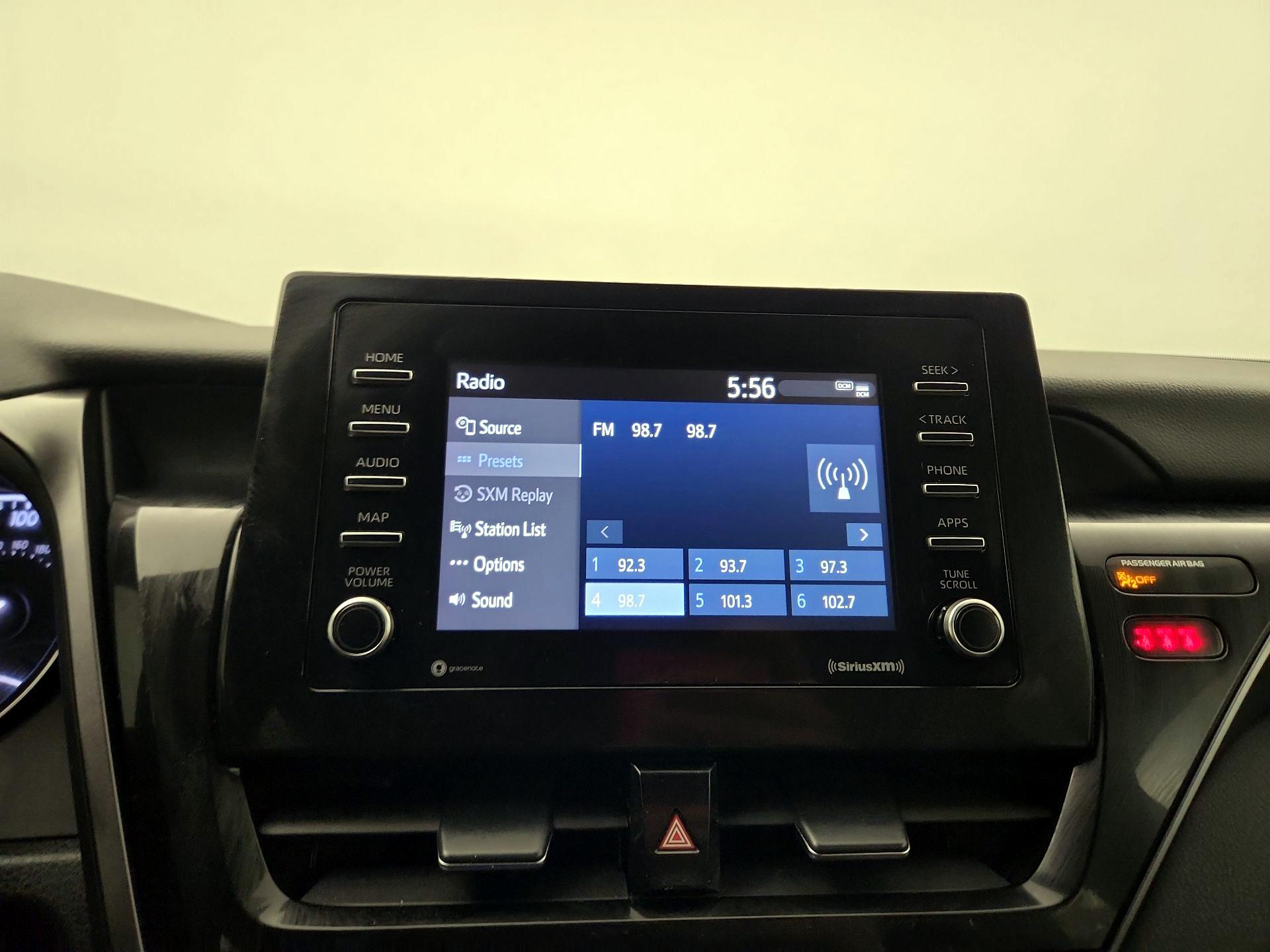 Thumbnail: 2022 Toyota Camry - 15