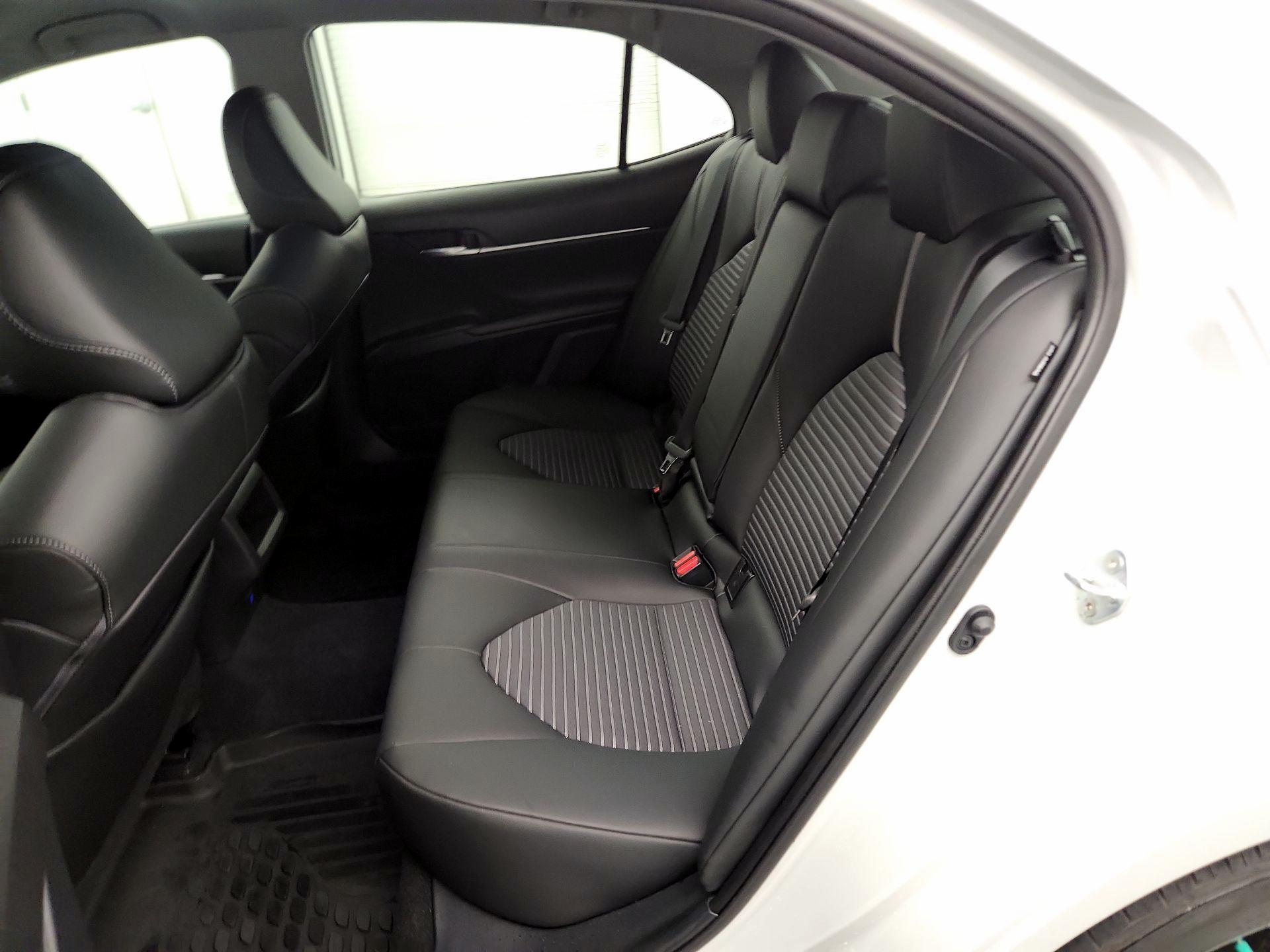 Thumbnail: 2022 Toyota Camry - 19