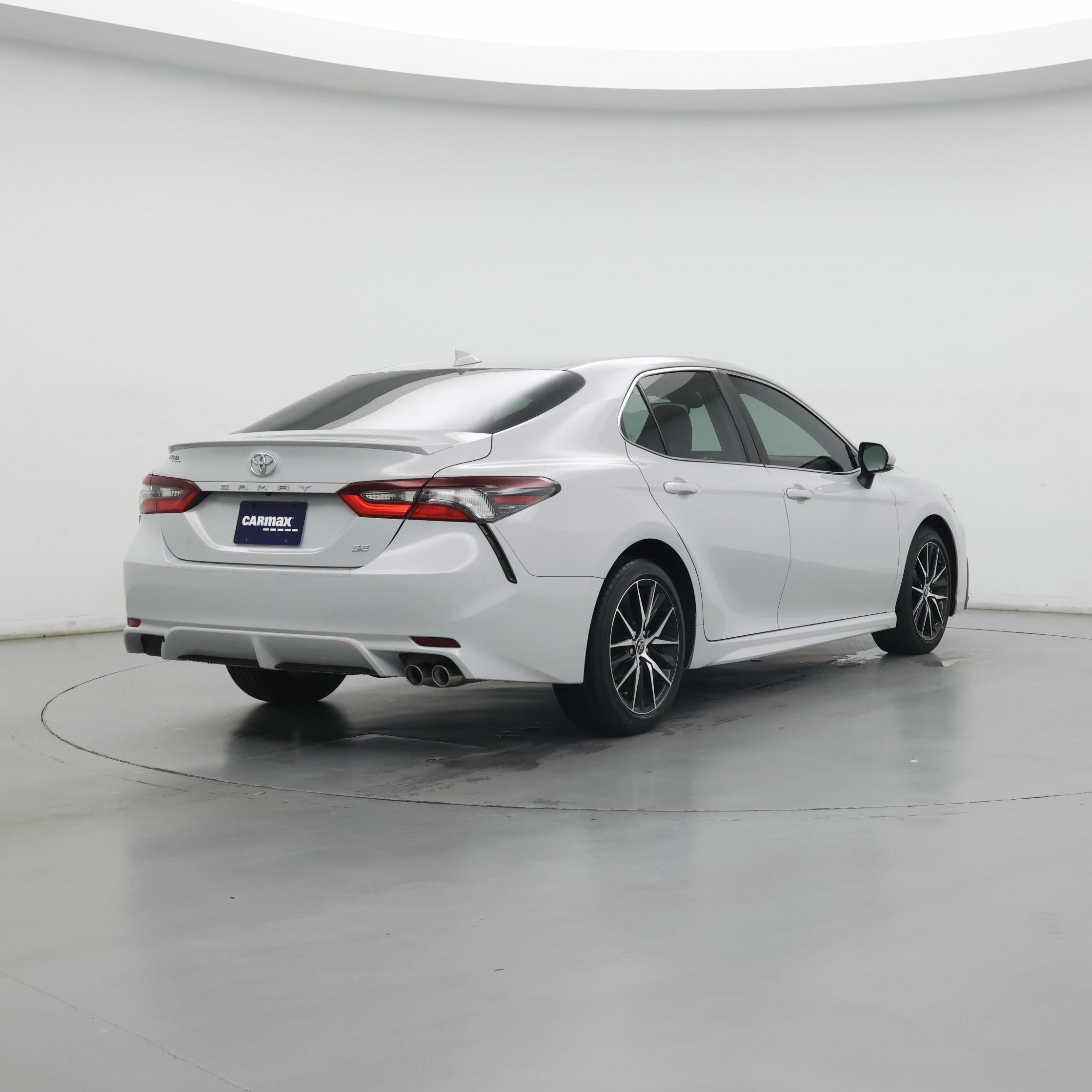 Thumbnail: 2022 Toyota Camry - 8