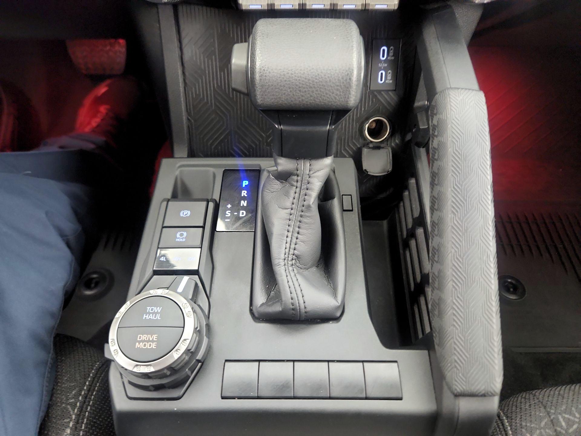 Thumbnail: 2025 Toyota 4Runner - 17