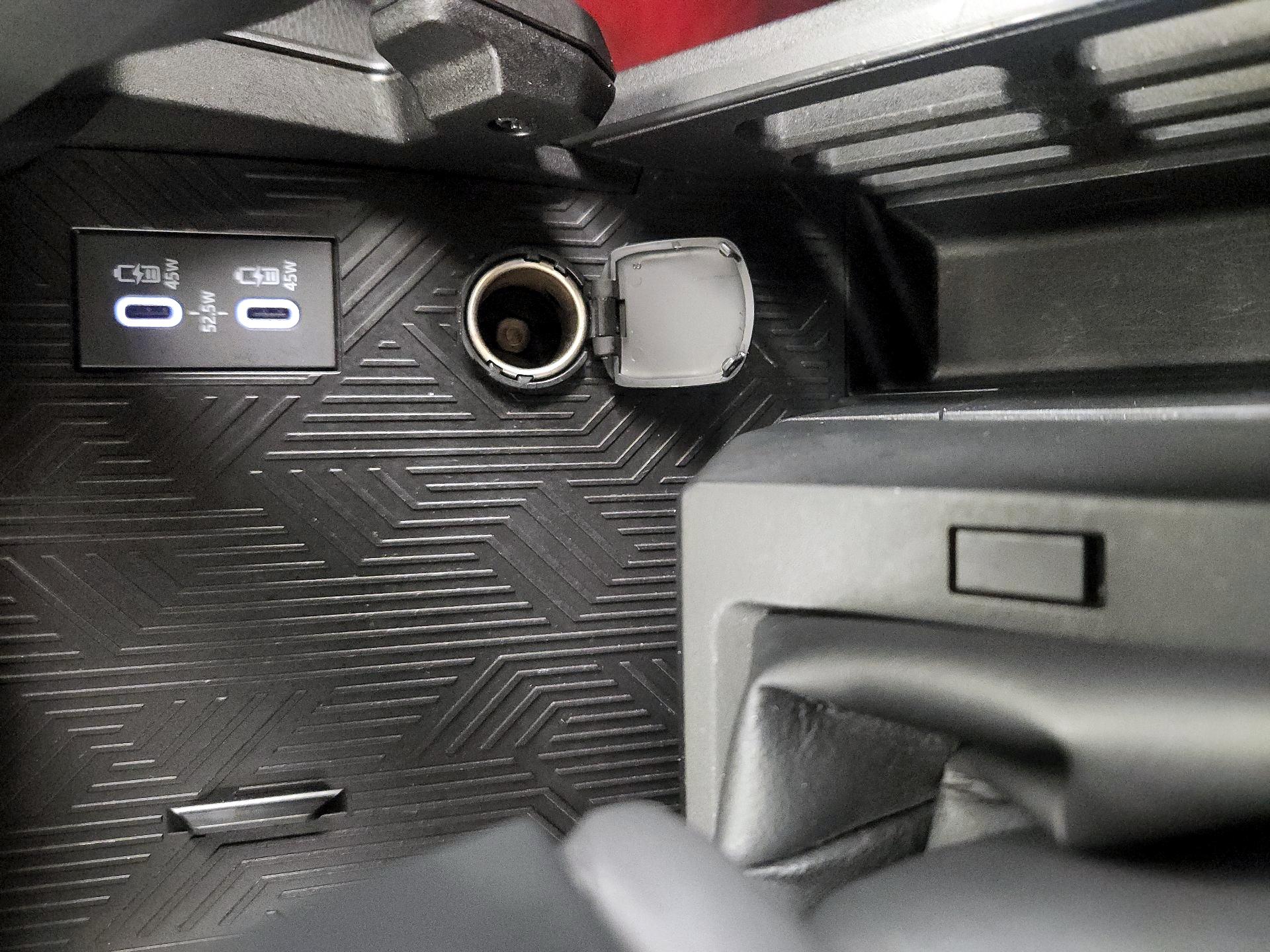 Thumbnail: 2025 Toyota 4Runner - 18